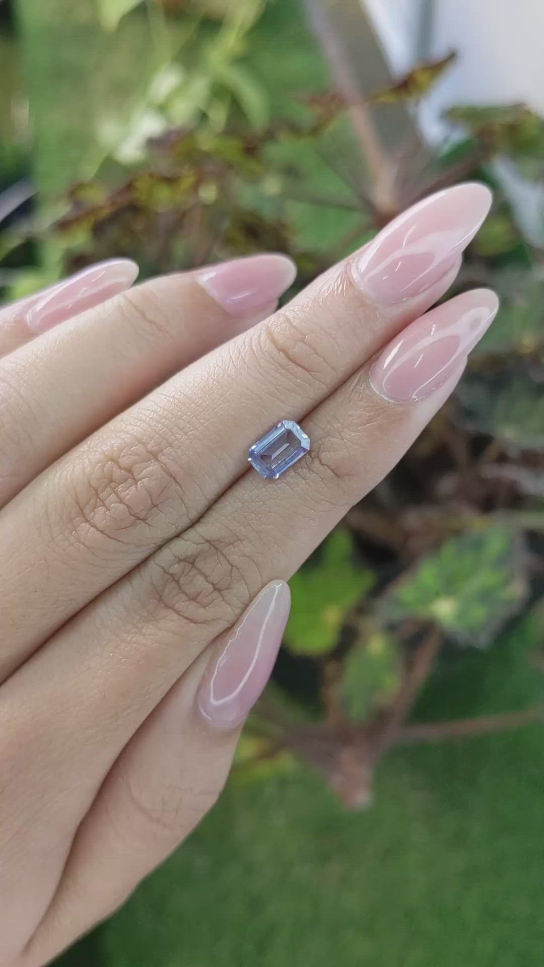 1.05 Ct. Purplish Blue Sapphire from Ceylon (Sri Lanka) Size Video