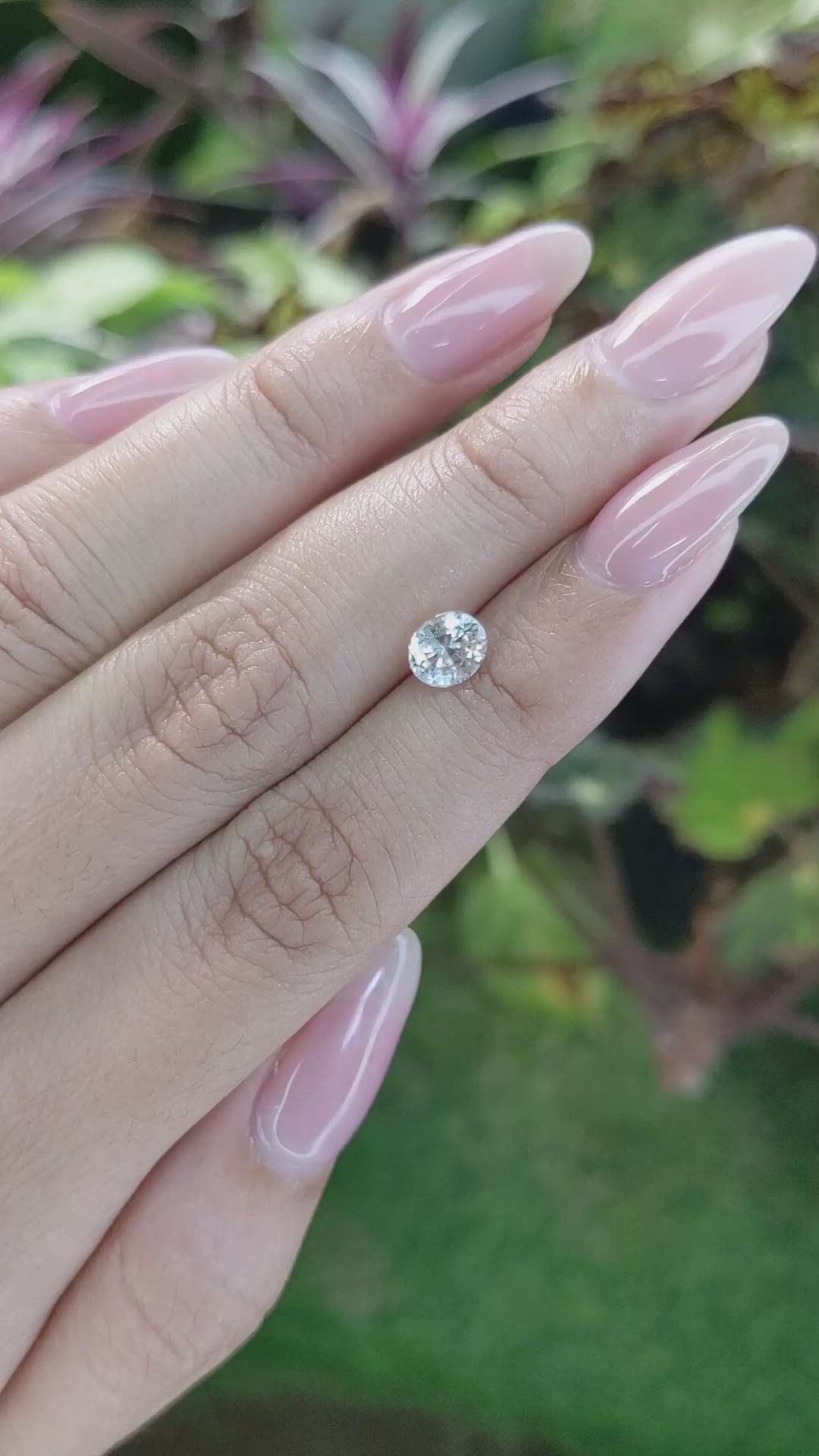 1.15 Ct. White Sapphire from Ceylon (Sri Lanka) Size Video