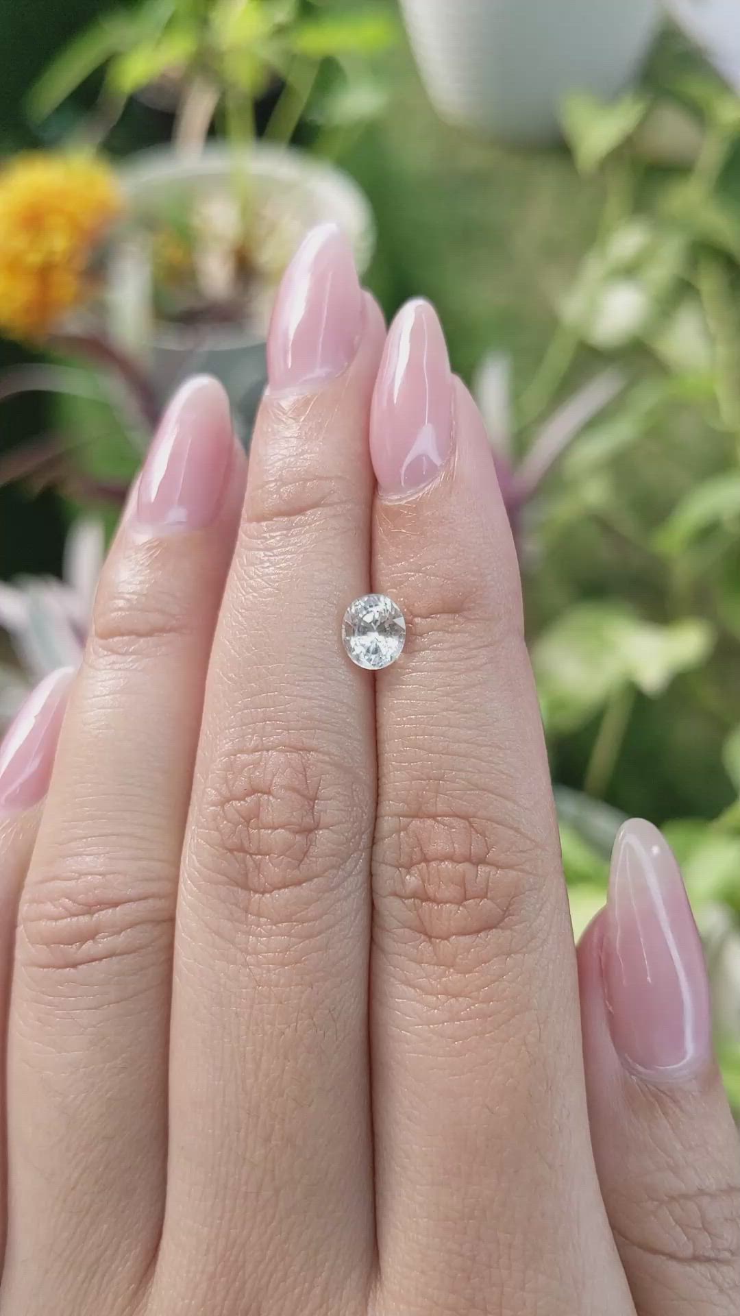 1.15 Ct. White Sapphire from Ceylon (Sri Lanka) Size Video