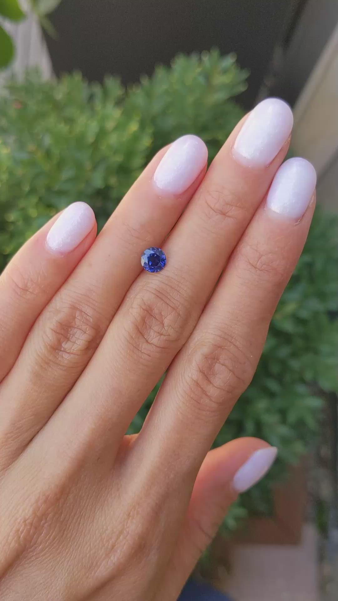 0.85 Ct. Blue Sapphire from Ceylon (Sri Lanka) Size Video