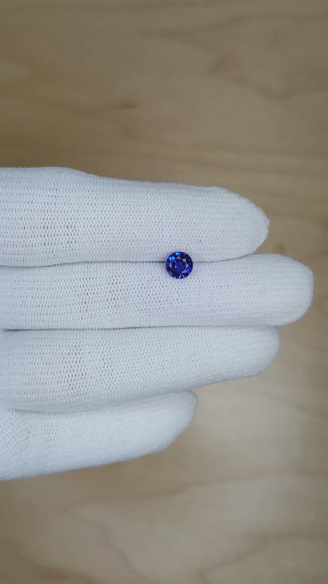 0.85 Ct. Blue Sapphire from Ceylon (Sri Lanka) Size Video