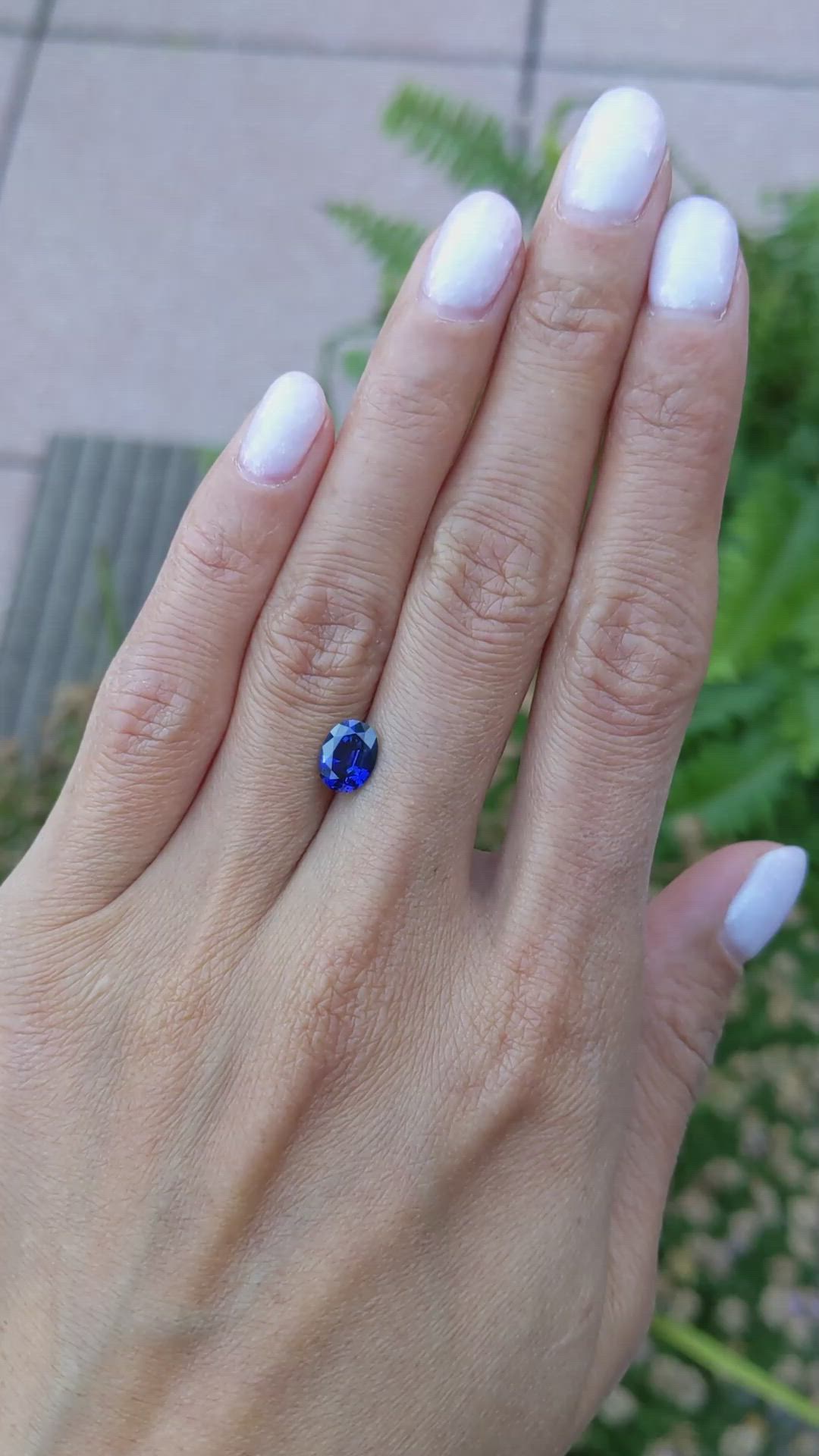 1.39 Ct. Blue Sapphire from Ceylon (Sri Lanka) Size Video