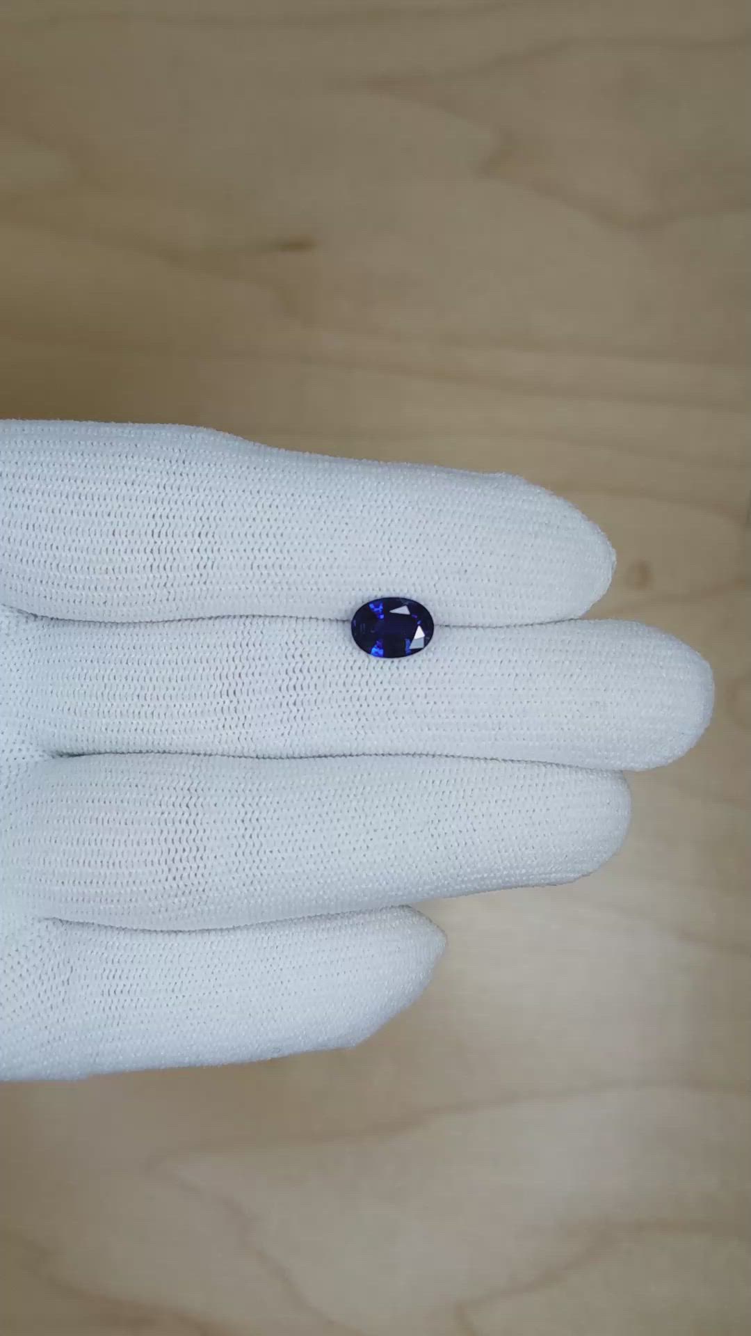 1.44 Ct. Blue Sapphire from Ceylon (Sri Lanka) Size Video
