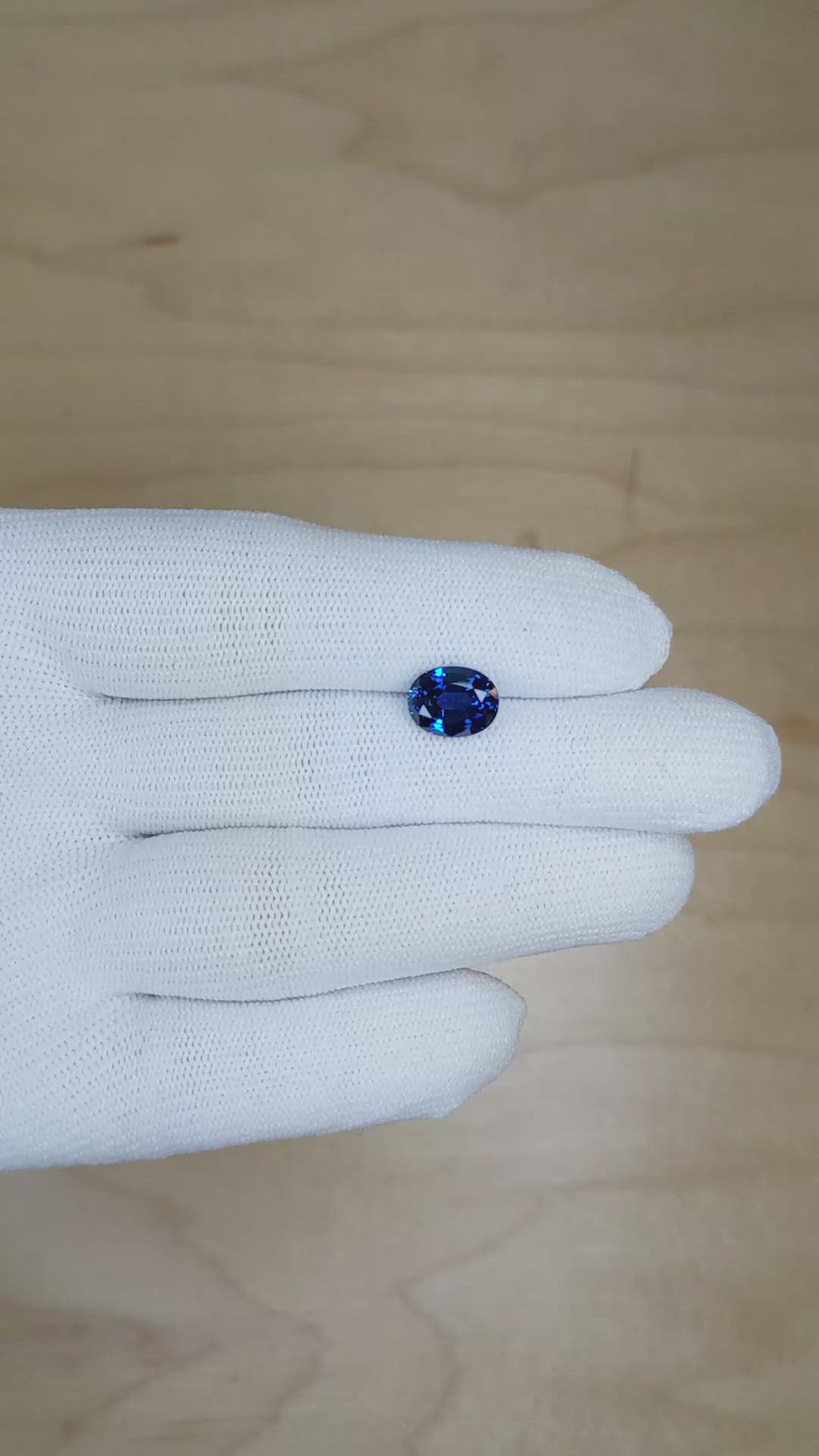 2.72 Ct. Blue Sapphire from Ceylon (Sri Lanka) Size Video