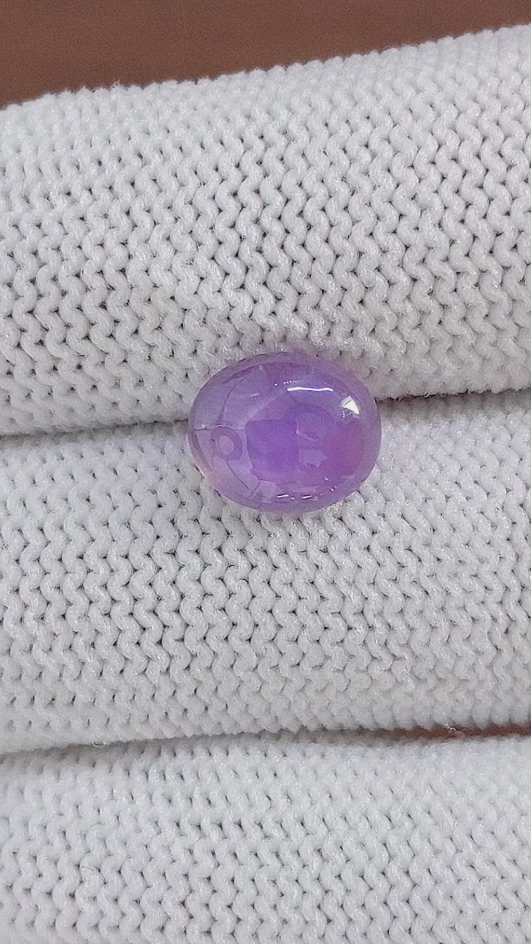 3.70 Ct. Purple Star Sapphire from Ceylon (Sri Lanka) Size Video