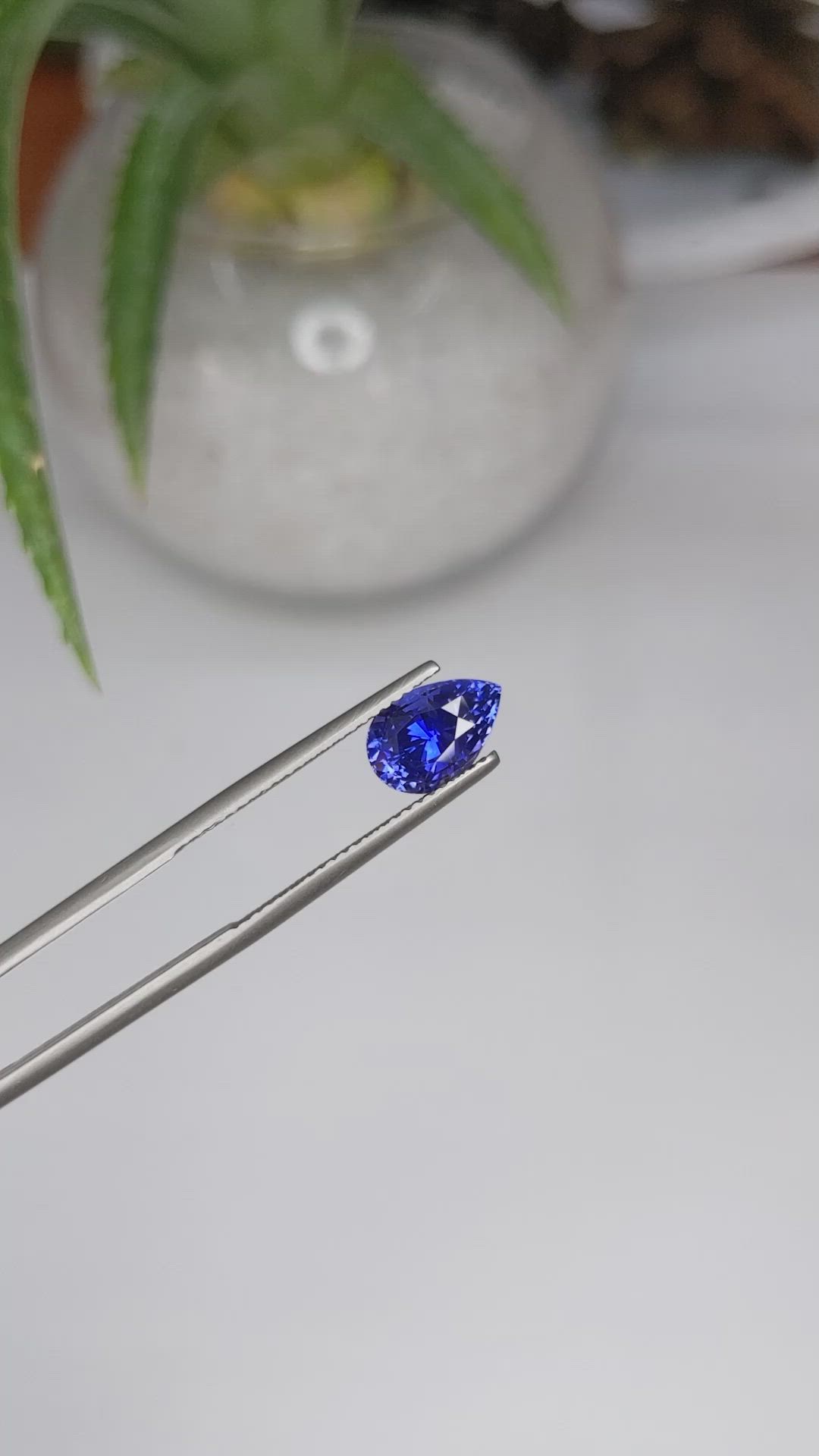 3.02 Ct. Blue Sapphire from Ceylon (Sri Lanka) Size Video