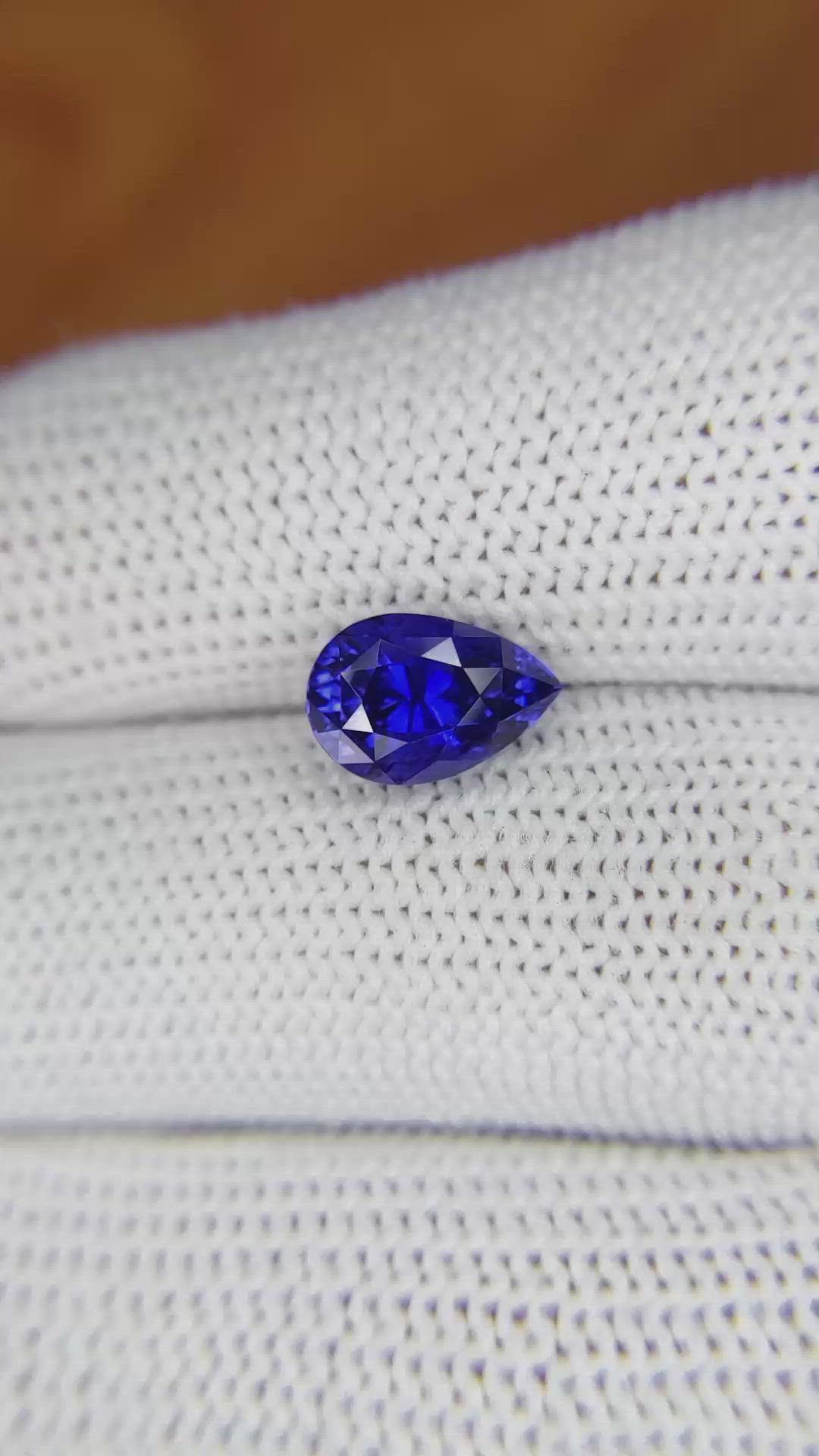 3.02 Ct. Blue Sapphire from Ceylon (Sri Lanka) Size Video