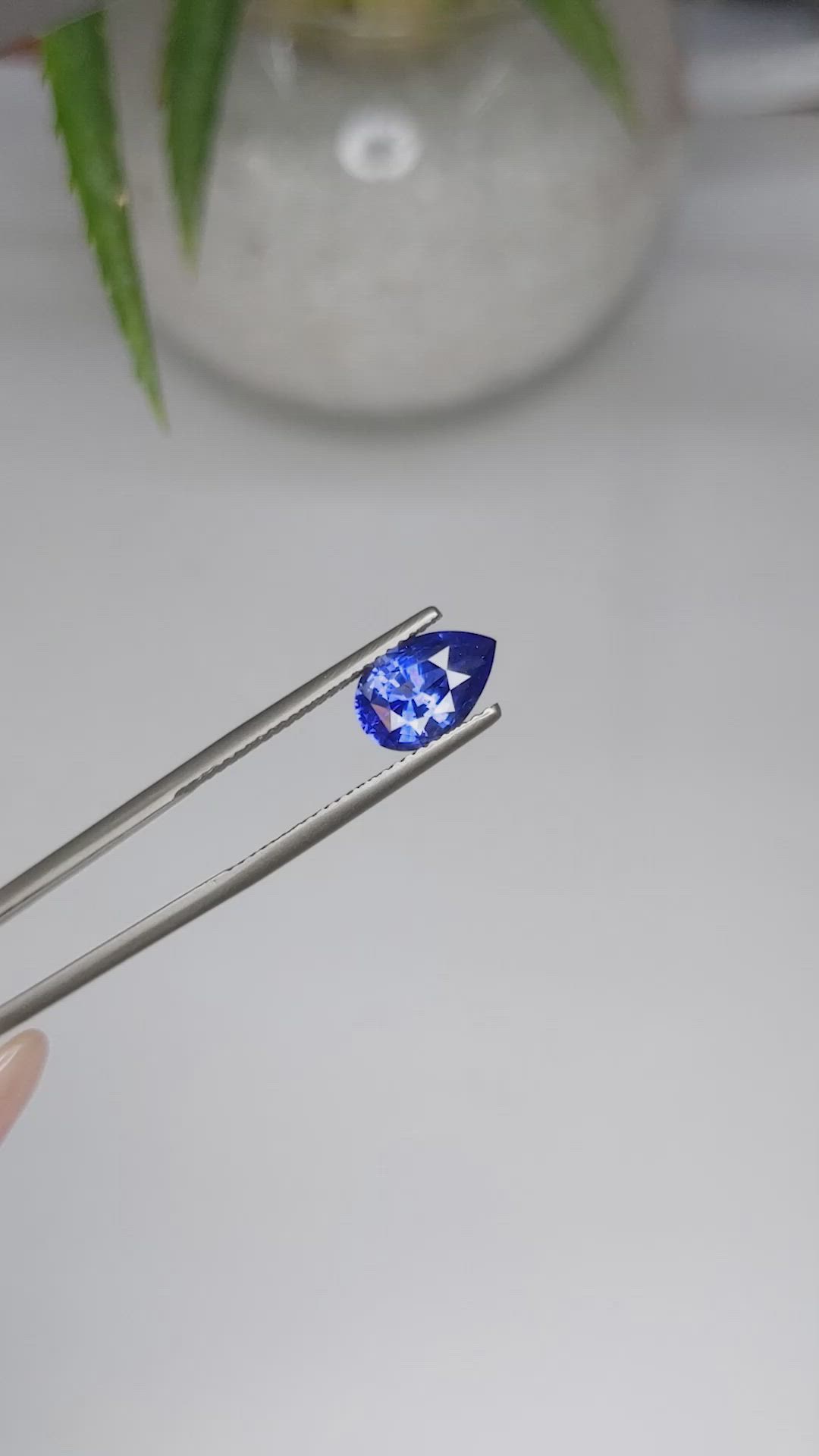 2.30 Ct. Blue Sapphire from Ceylon (Sri Lanka) Size Video