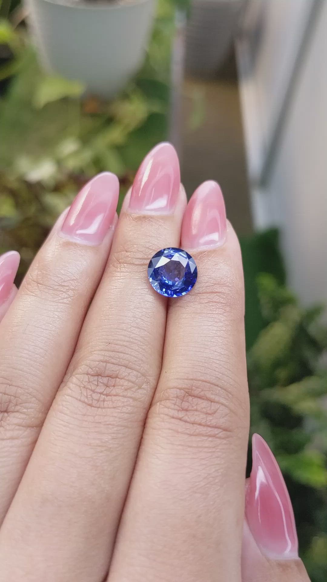 3.19 Ct. Blue Sapphire from Ceylon (Sri Lanka) Size Video