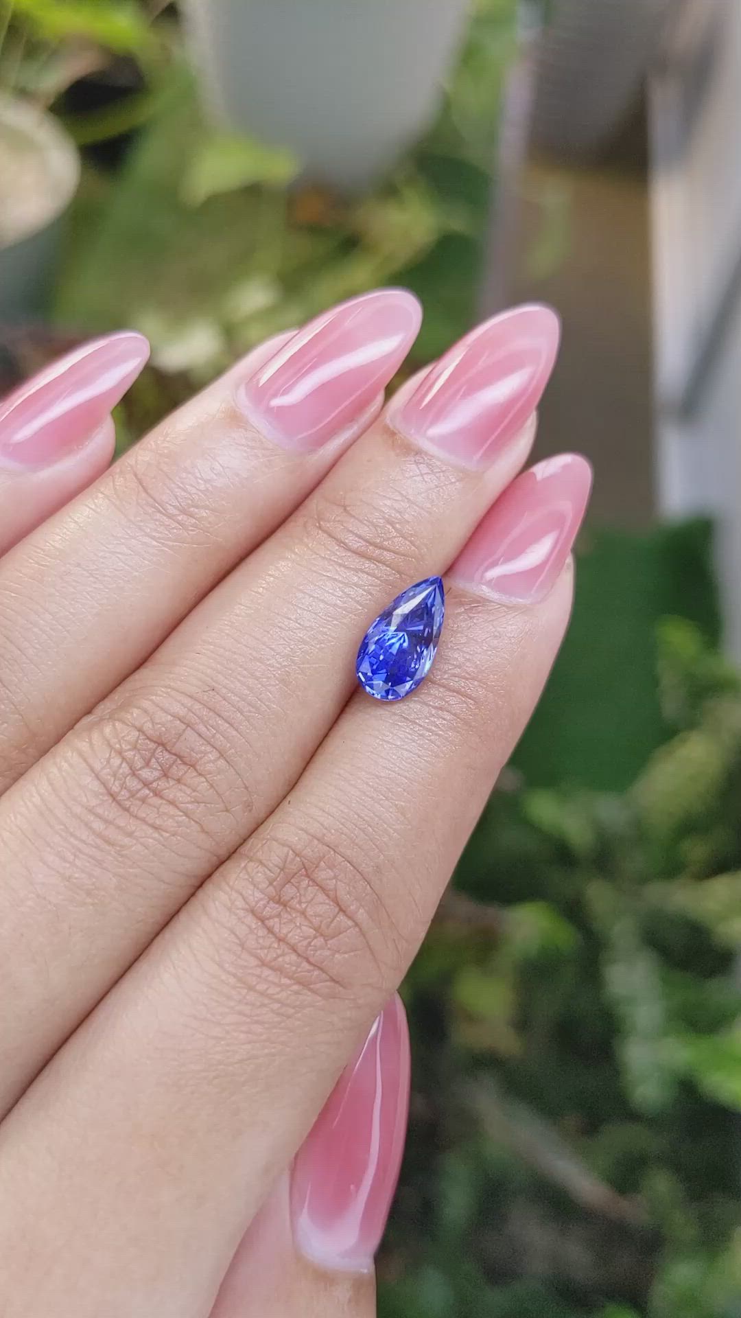 2.79 Ct. Blue Sapphire from Ceylon (Sri Lanka) Size Video