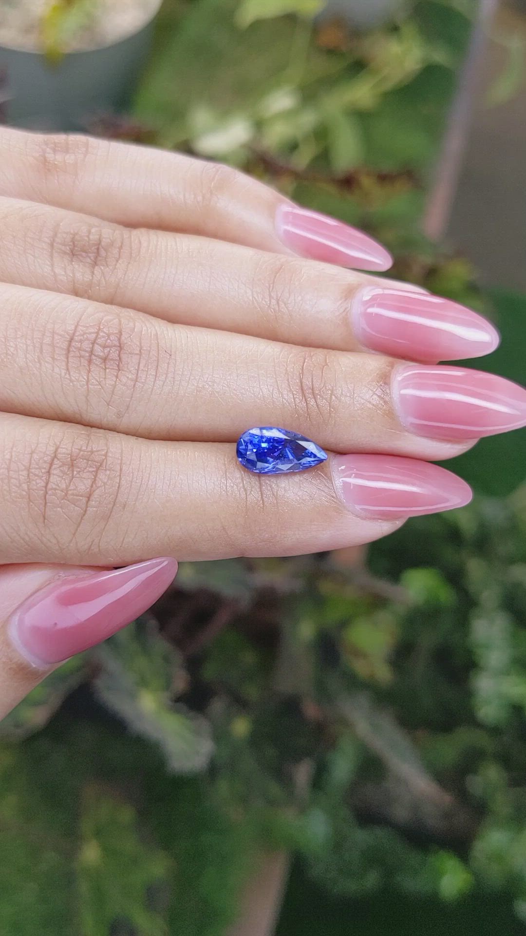 2.79 Ct. Blue Sapphire from Ceylon (Sri Lanka) Size Video