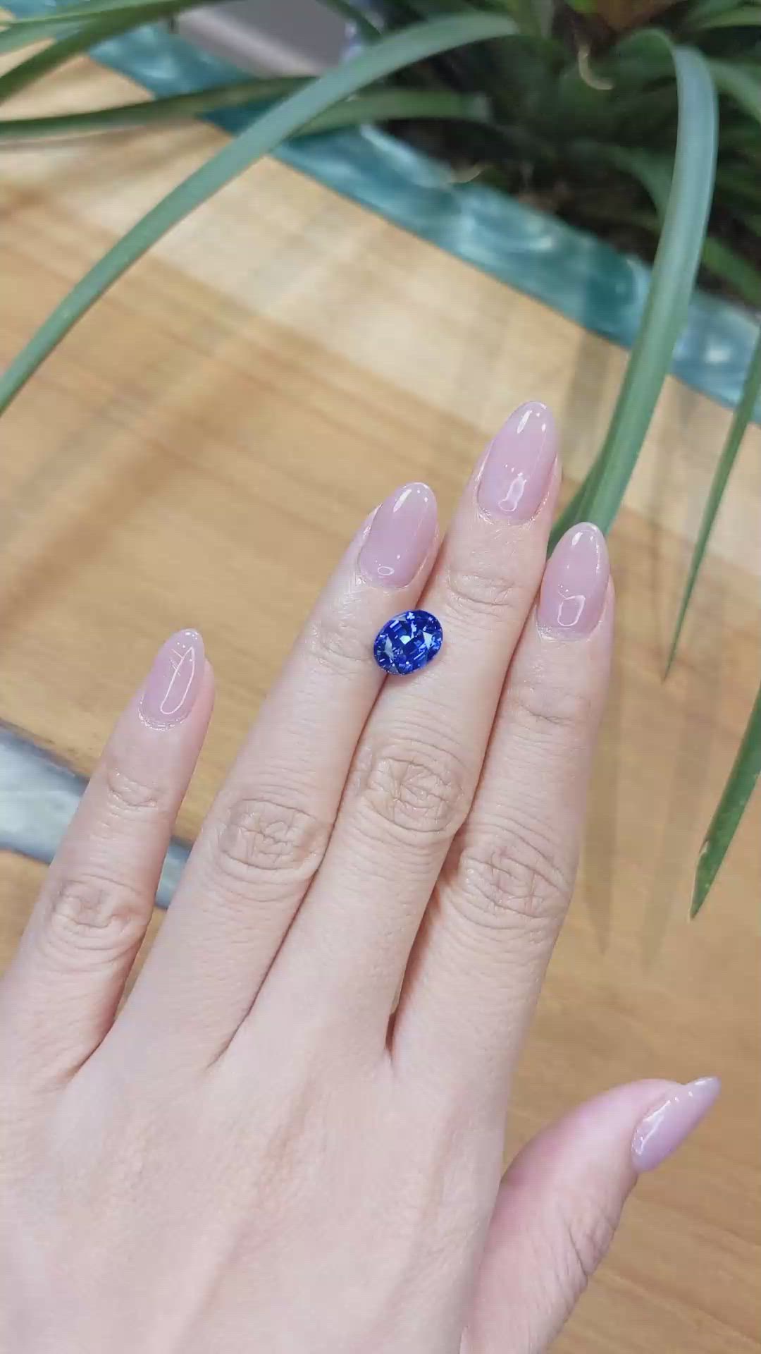 3.04 Ct. Blue Sapphire from Ceylon (Sri Lanka) Size Video