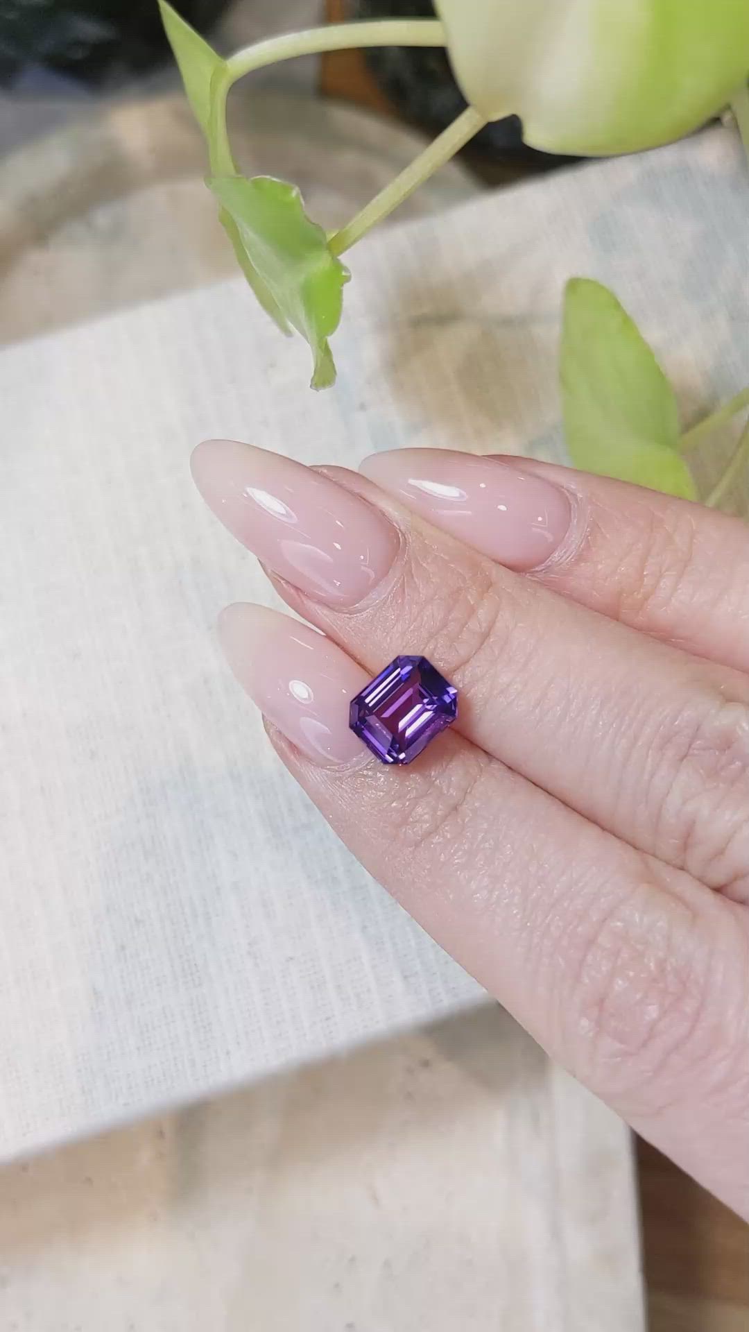 3.01 Ct. Purple Sapphire from Ceylon (Sri Lanka) Size Video