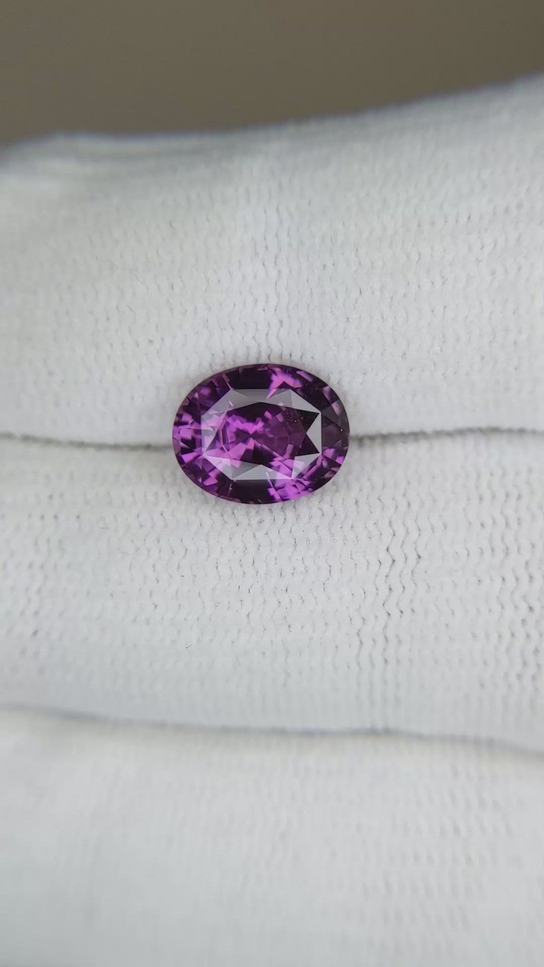 3.09 Ct. Purple Sapphire from Ceylon (Sri Lanka) Size Video
