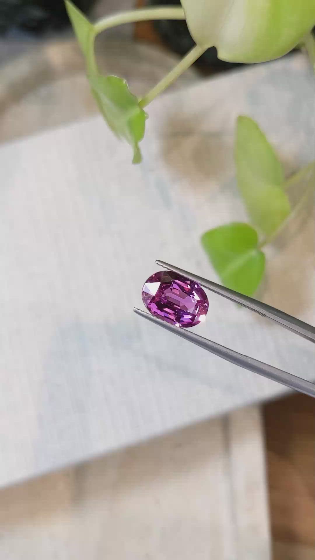 4.15 Ct. Pink Sapphire from Ceylon (Sri Lanka) Size Video