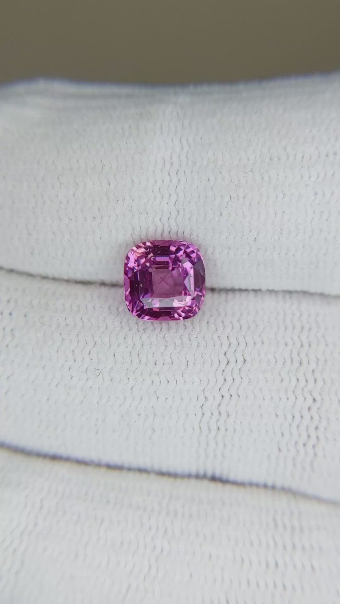 2.51 Ct. Purplish Pink Sapphire from Ceylon (Sri Lanka) Size Video