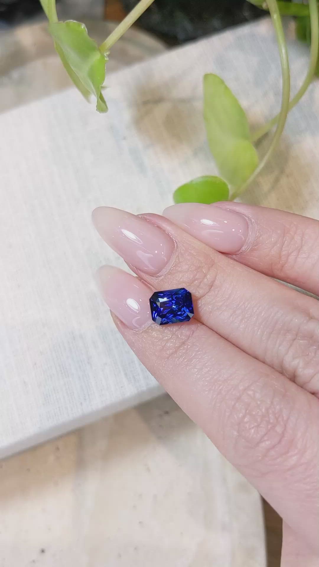 3.06 Ct. Blue Sapphire from Ceylon (Sri Lanka) Size Video