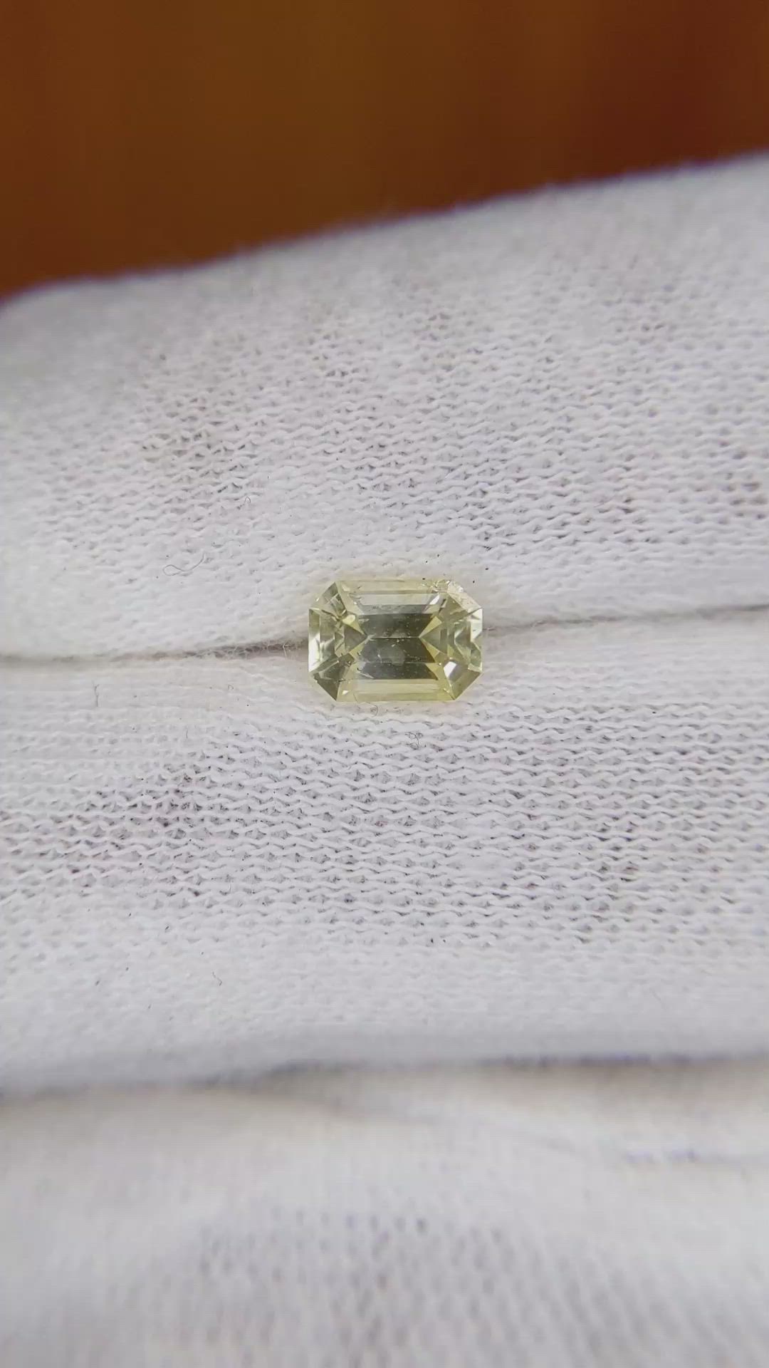 0.83 Ct. Yellow Sapphire from Ceylon (Sri Lanka) Size Video