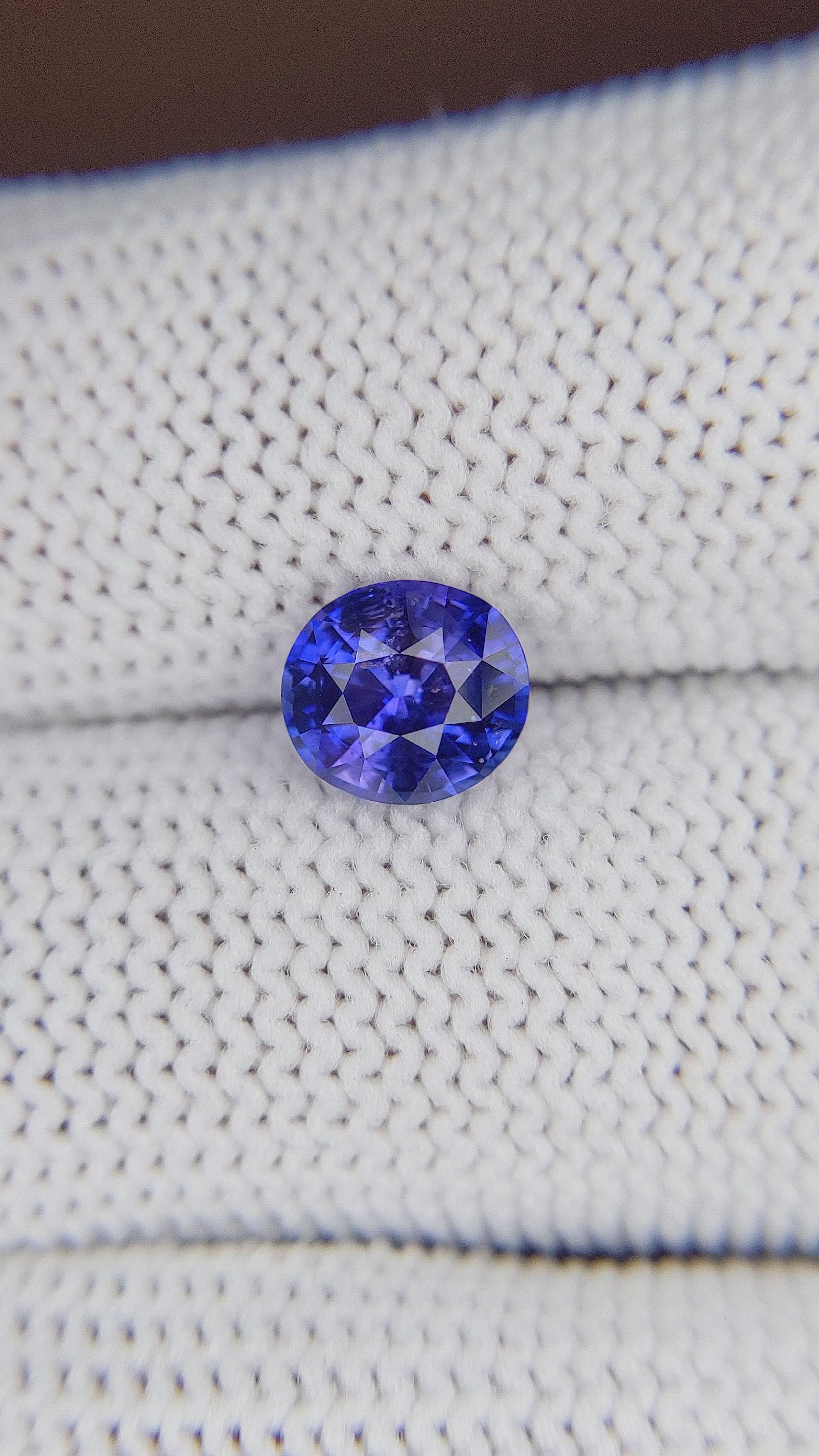 1.76 Ct. Color Change Sapphire from Ceylon (Sri Lanka) Size Video