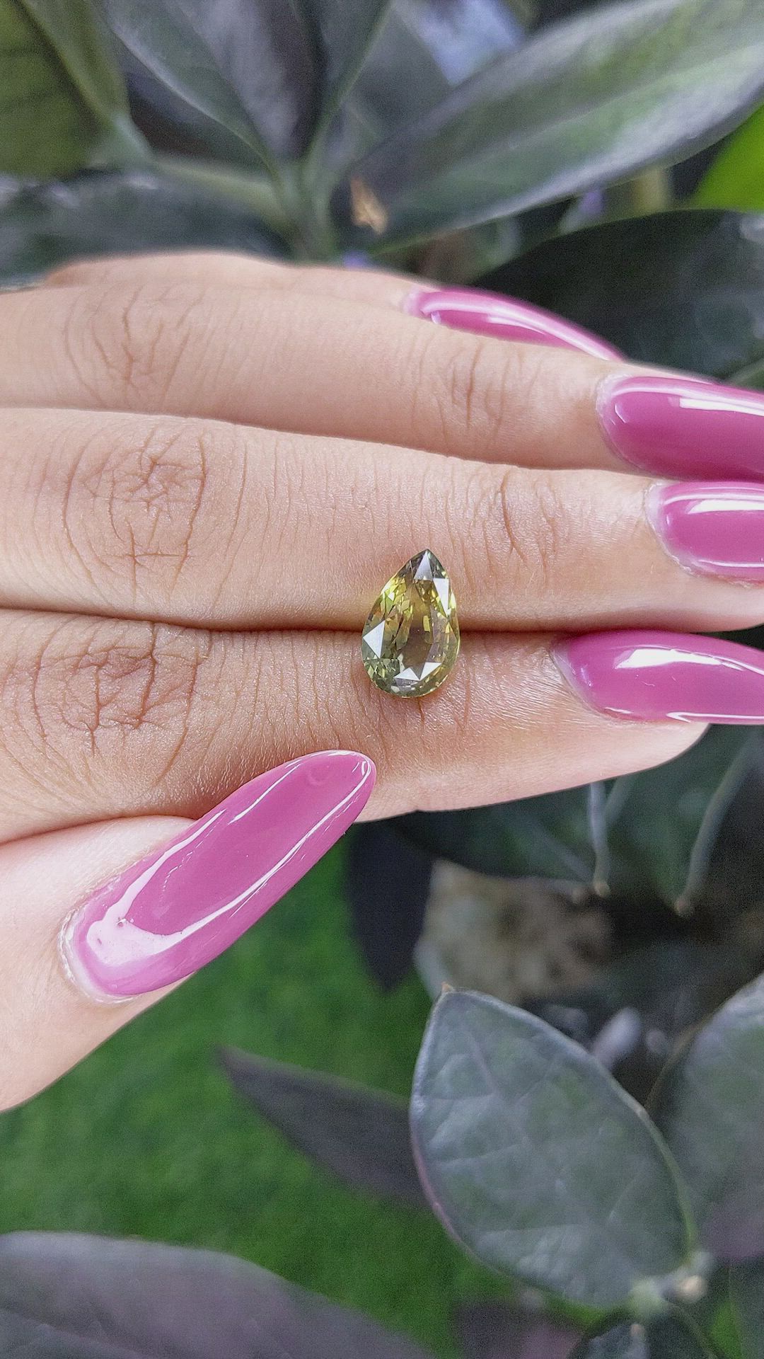 3.01 Ct. Bi Color / Parti Sapphire from Madagascar Size Video