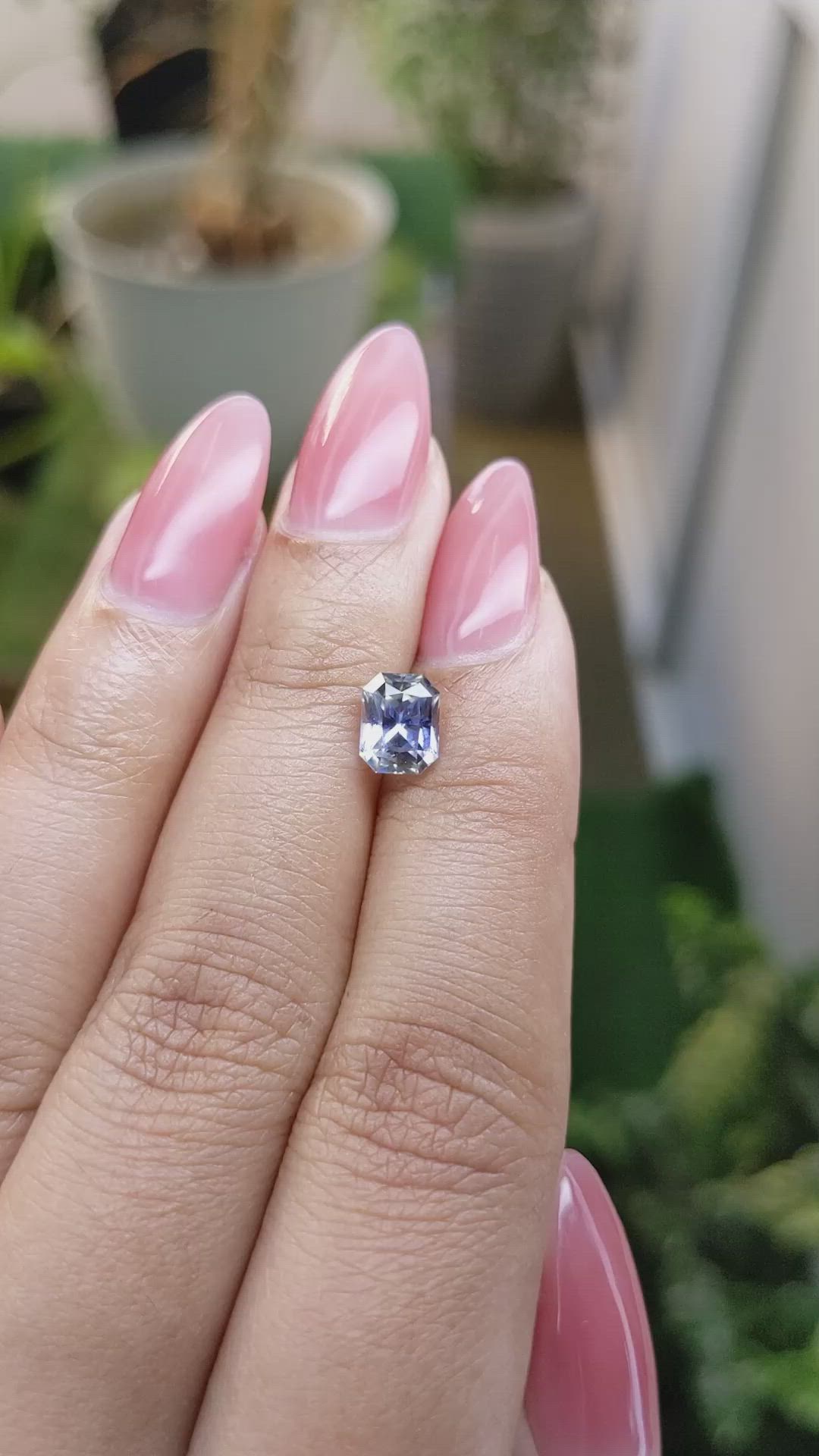 1.62 Ct. Bi Color Sapphire from Ceylon (Sri Lanka) Size Video