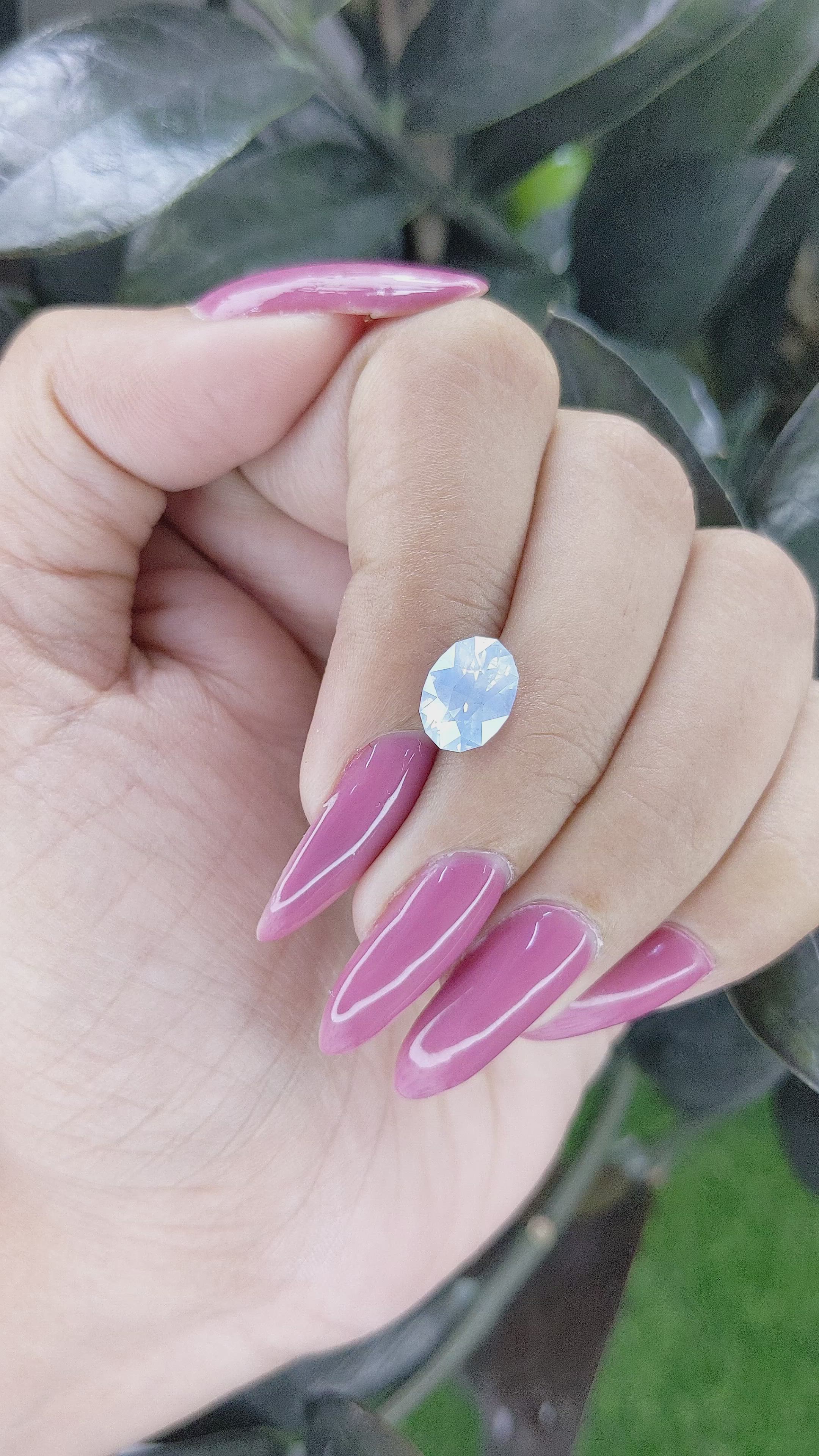 3.14 Ct. White Sapphire from Ceylon (Sri Lanka) Size Video