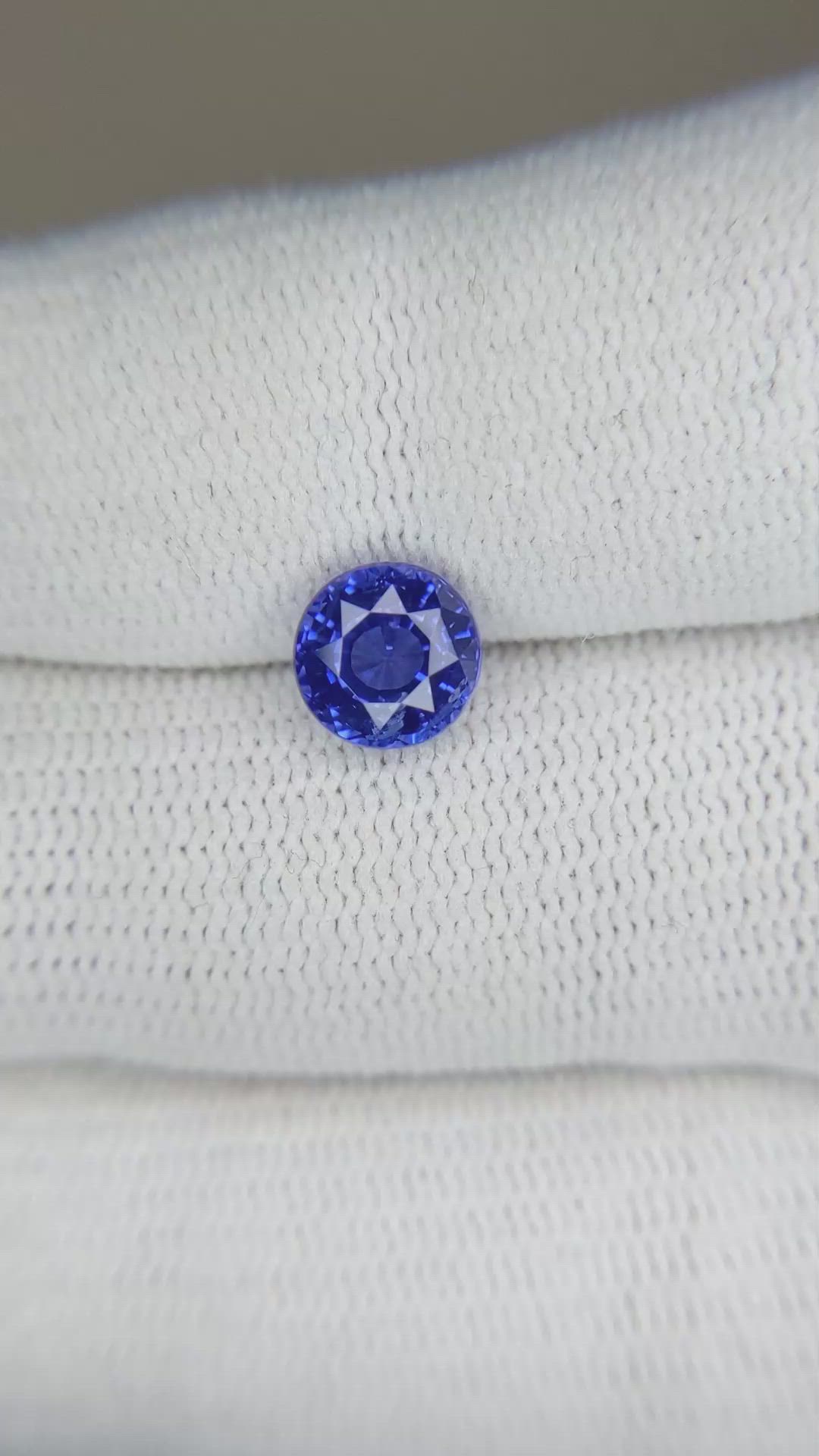 2.20 Ct. Blue Sapphire from Ceylon (Sri Lanka) Size Video