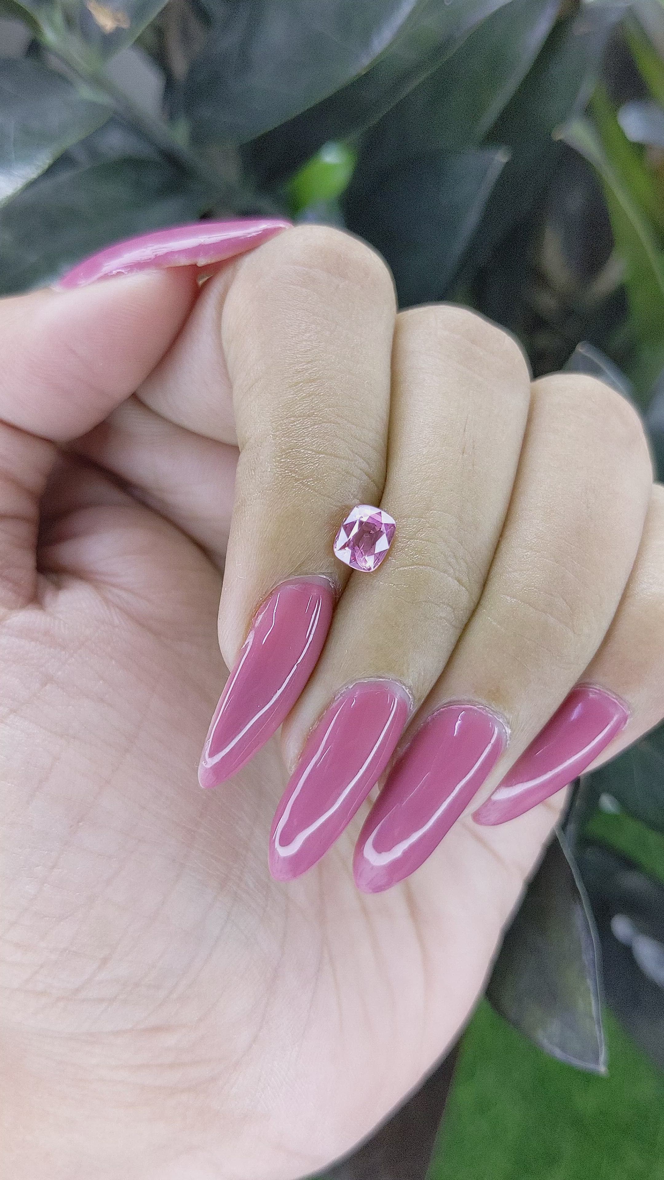 1.02 Ct. Pink Sapphire from Ceylon (Sri Lanka) Size Video