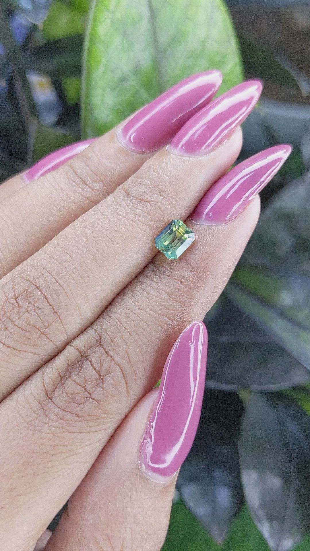 1.00 Ct. Bi Color Sapphire from Madagascar Size Video