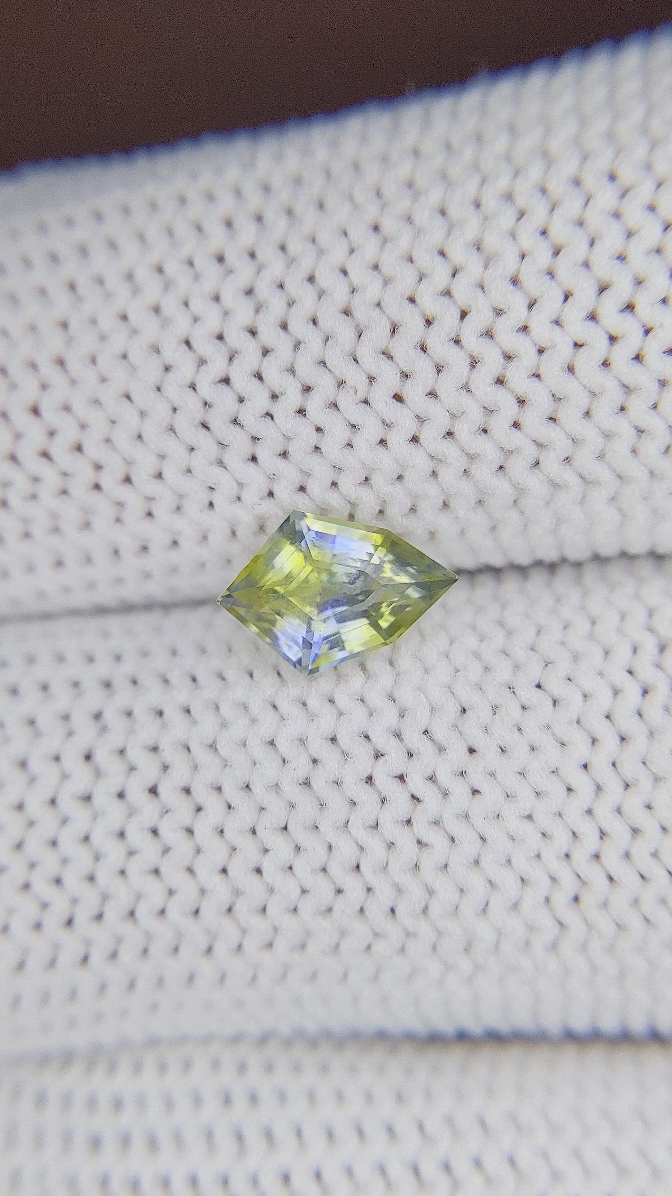1.15 Ct. Bi Color Sapphire from Africa Size Video
