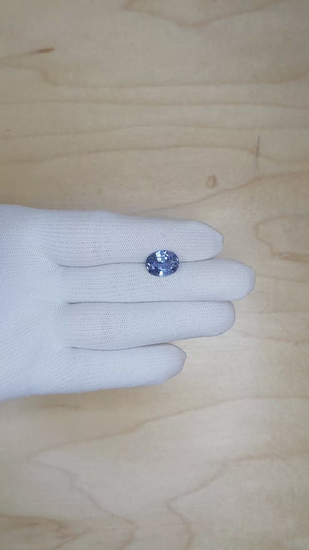 4.24 Ct. Blue Sapphire from Ceylon (Sri Lanka) Size Video