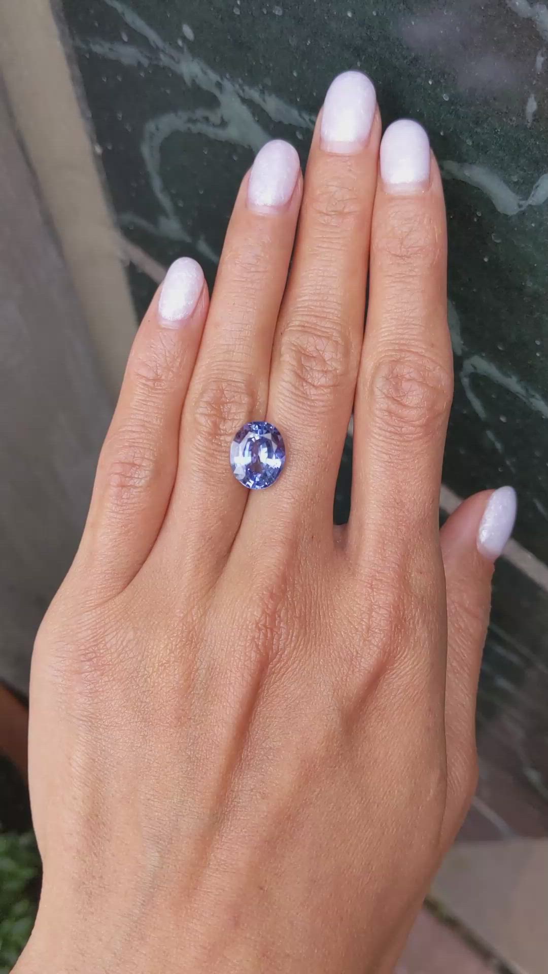 5.59 Ct. Blue Sapphire from Ceylon (Sri Lanka) Size Video