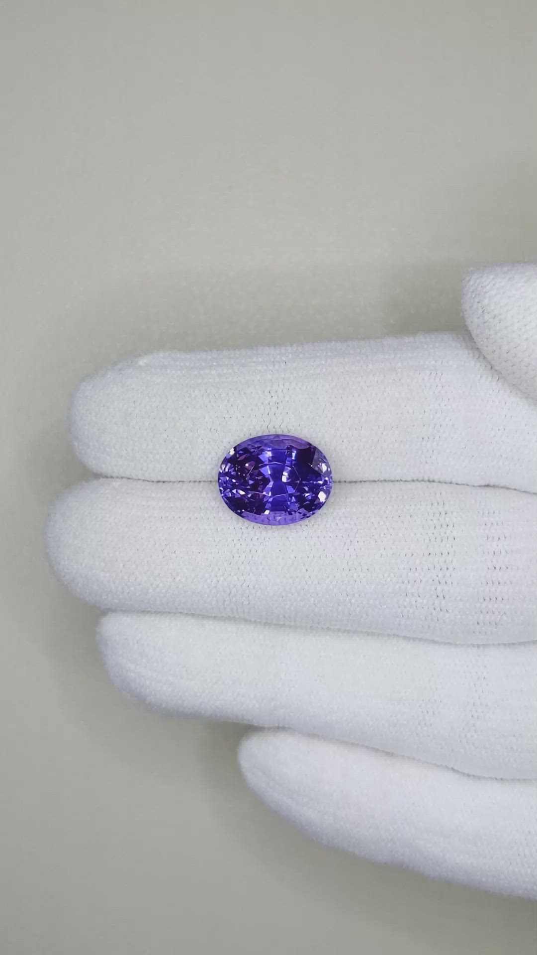 6.23 Ct. Bluish Purple Sapphire from Ceylon (Sri Lanka) Size Video
