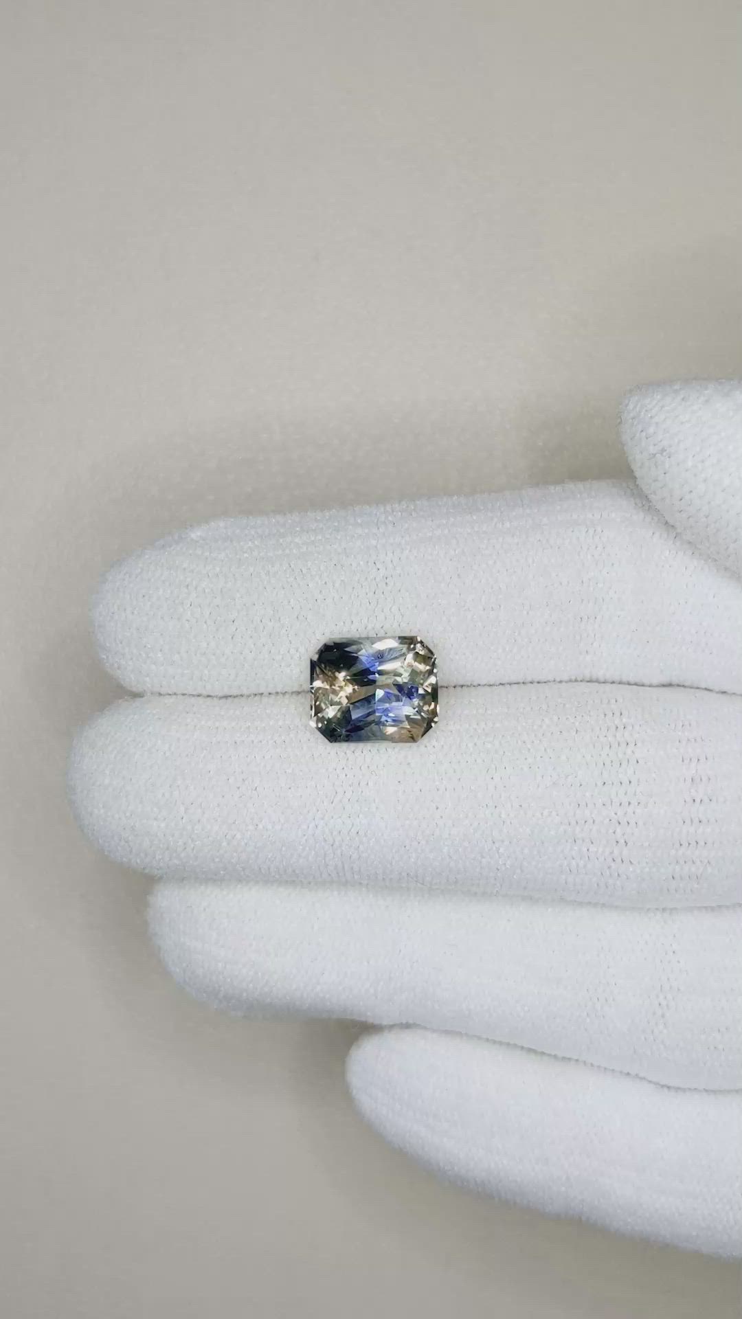 4.13 Ct. Bi Color Sapphire from Ceylon (Sri Lanka) Size Video