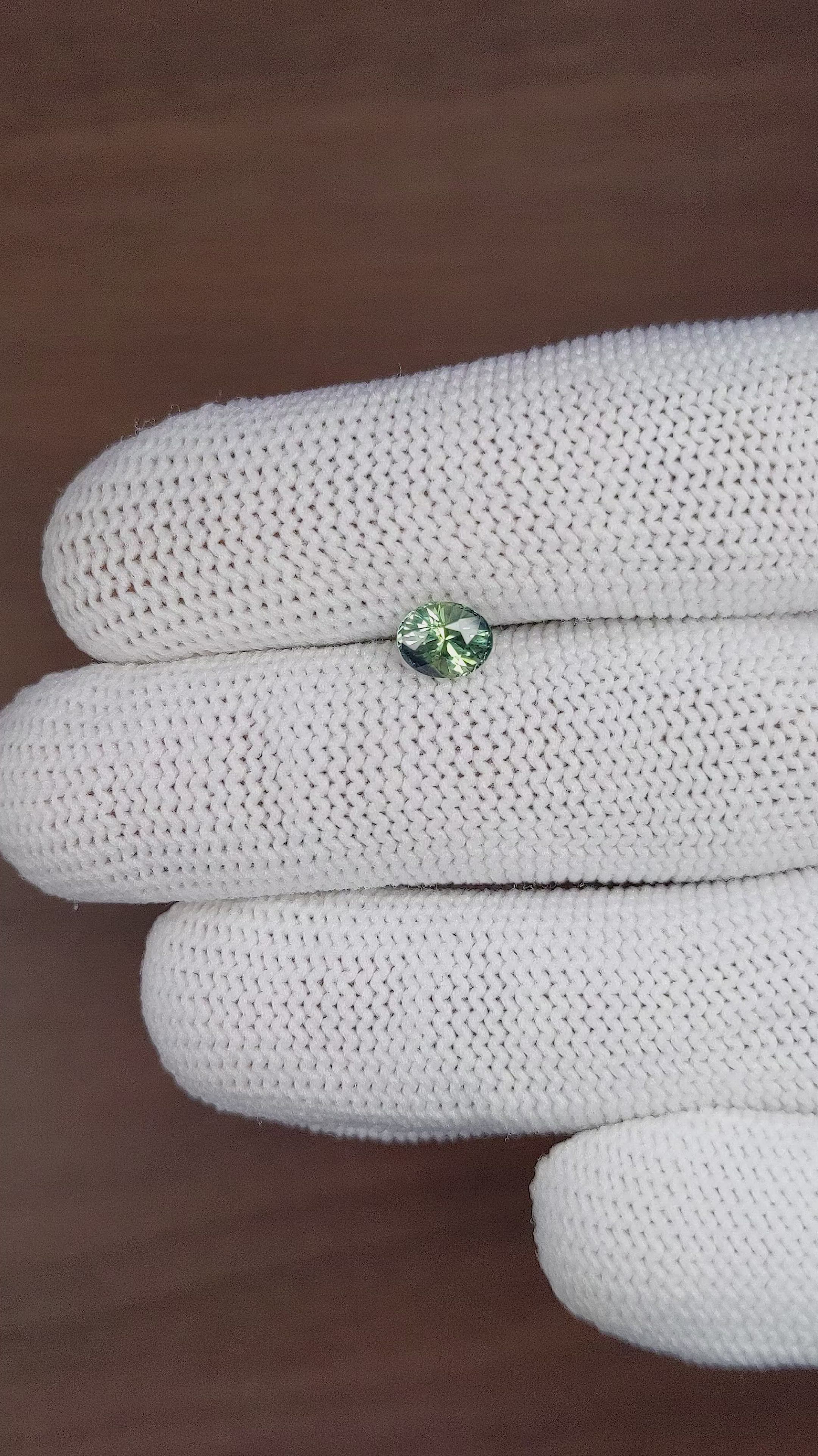 0.94 Ct. Bi Color / Parti Sapphire from Madagascar Size Video