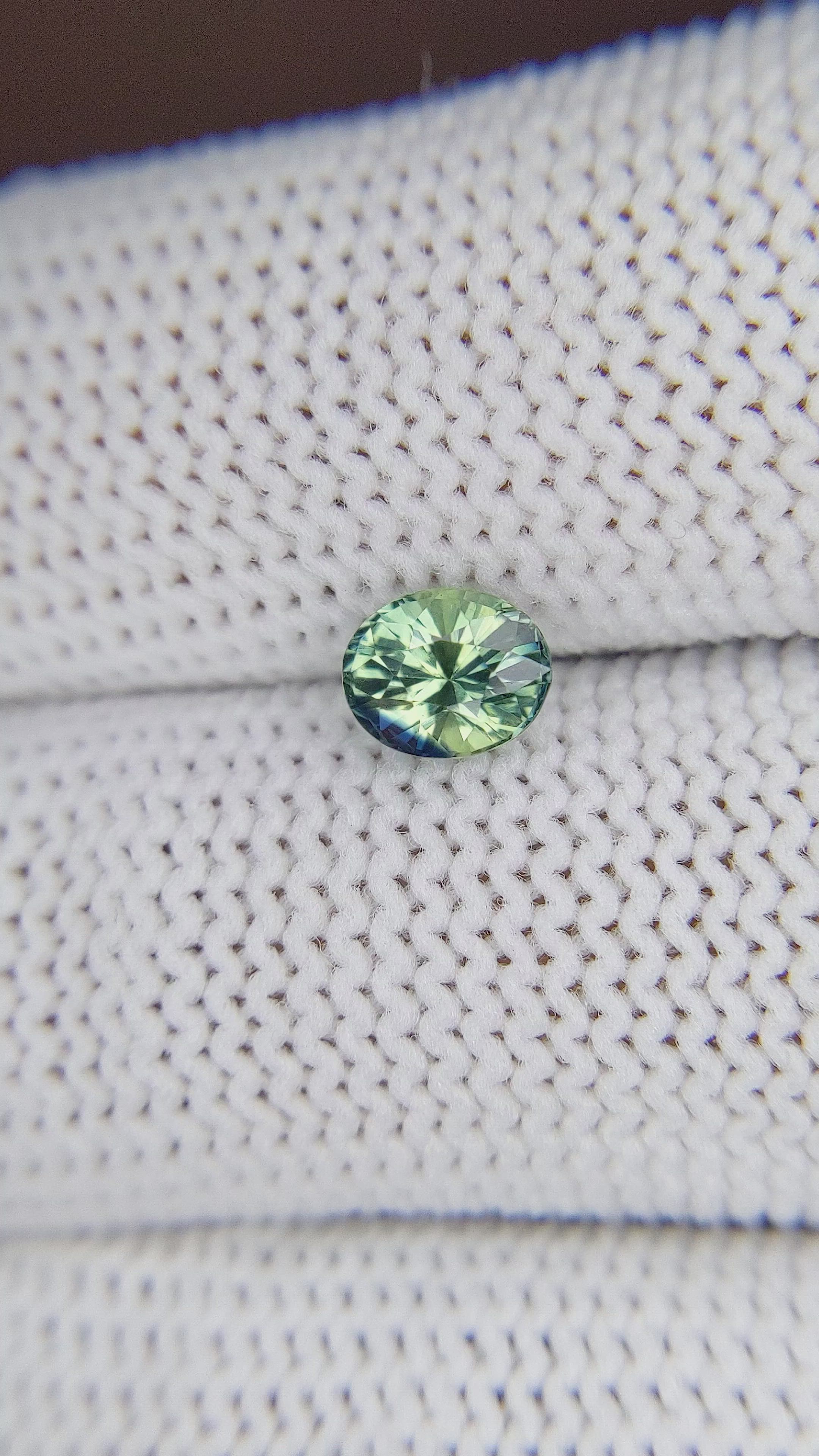 0.94 Ct. Bi Color / Parti Sapphire from Madagascar Size Video