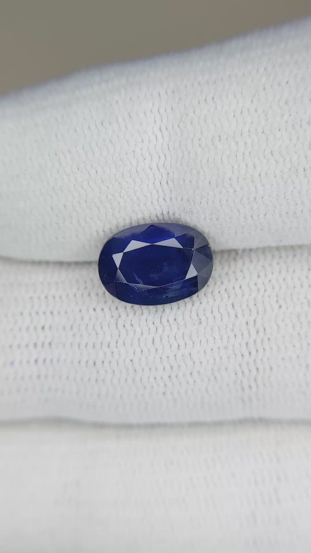 3.76 Ct. Blue Sapphire from Thailand Size Video