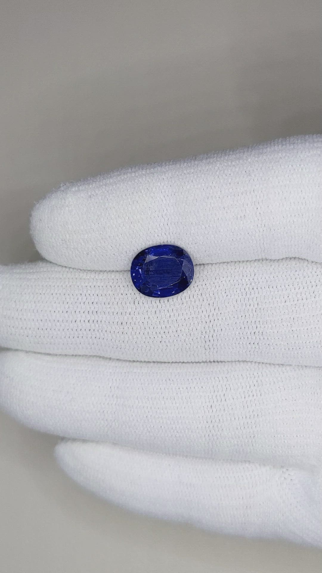 4.09 Ct. Blue Sapphire from Thailand Size Video