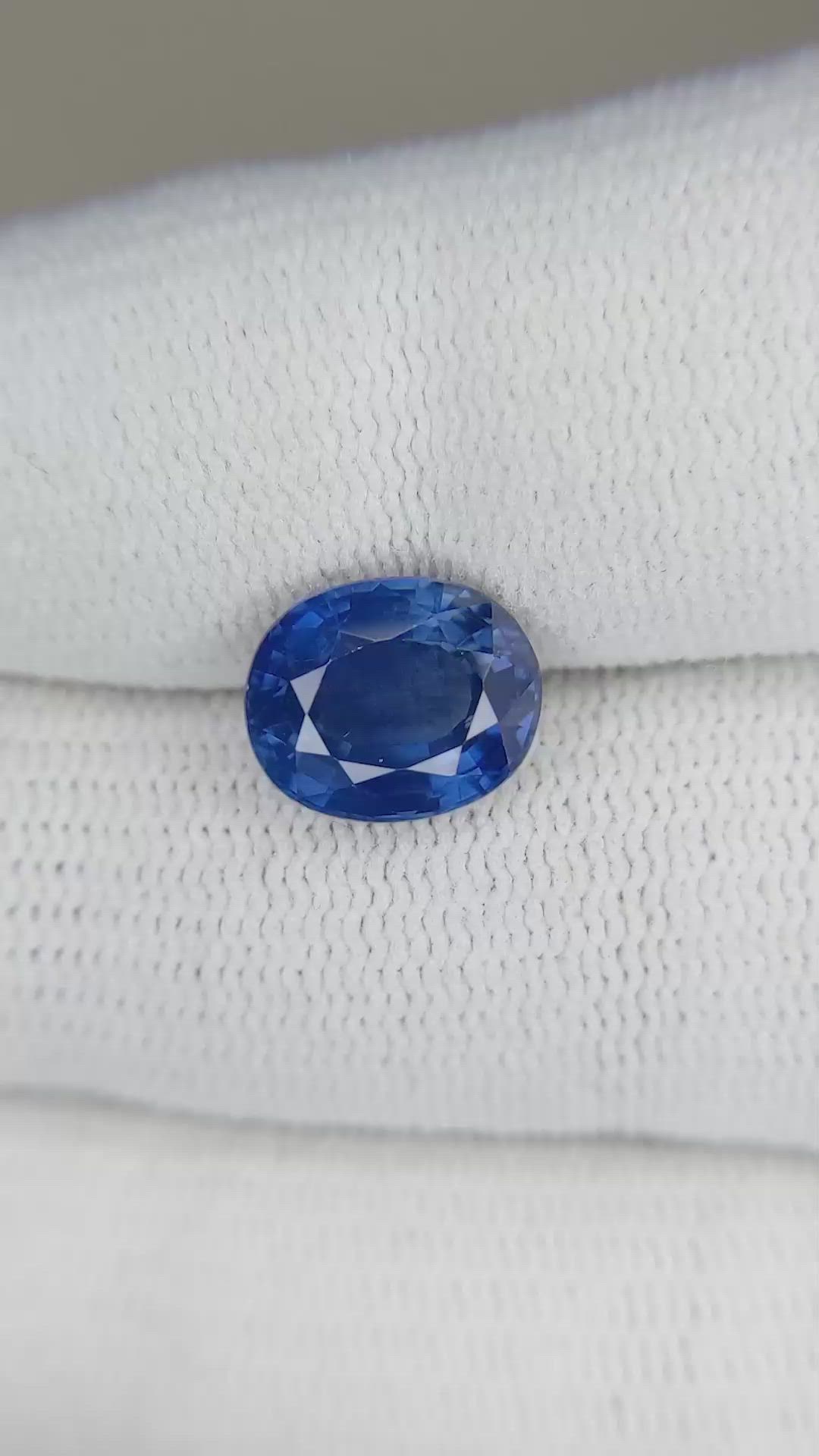 3.81 Ct. Blue Sapphire from Thailand Size Video