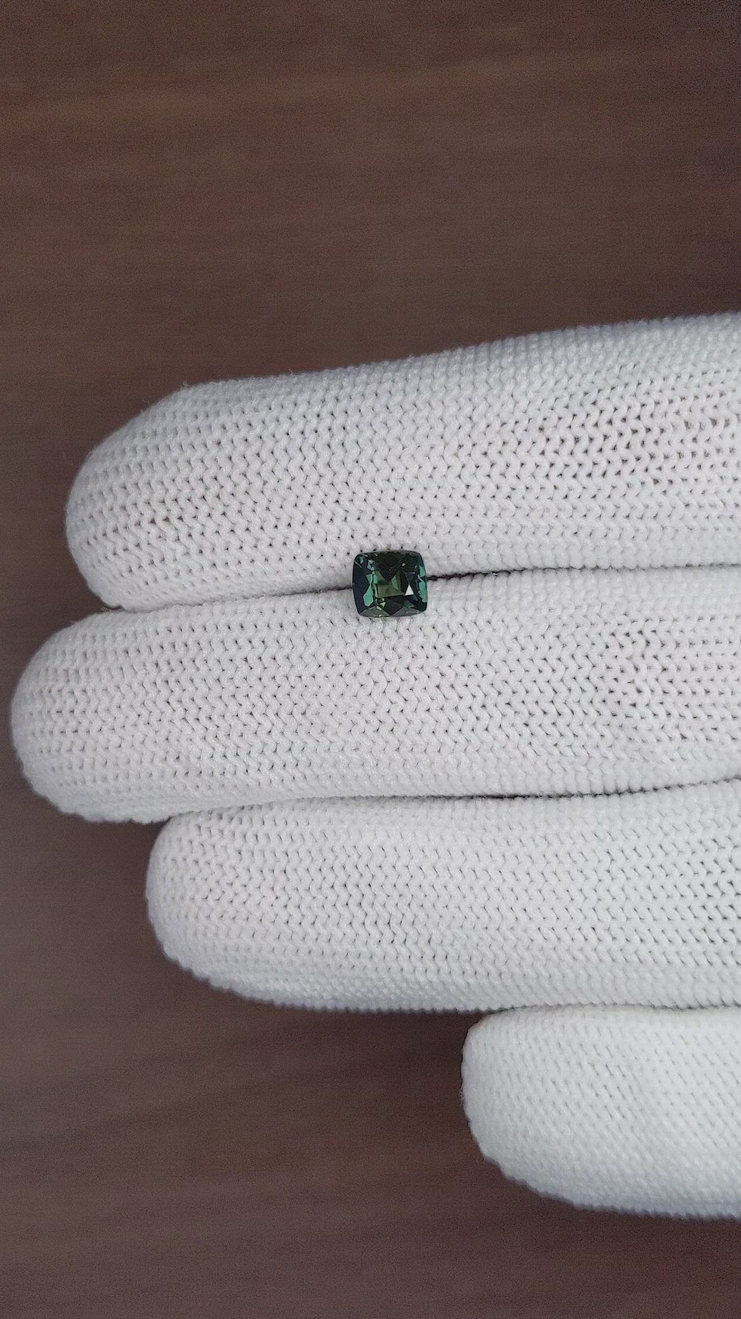 1.00 Ct. Bluish Green Sapphire from Tanzania Size Video