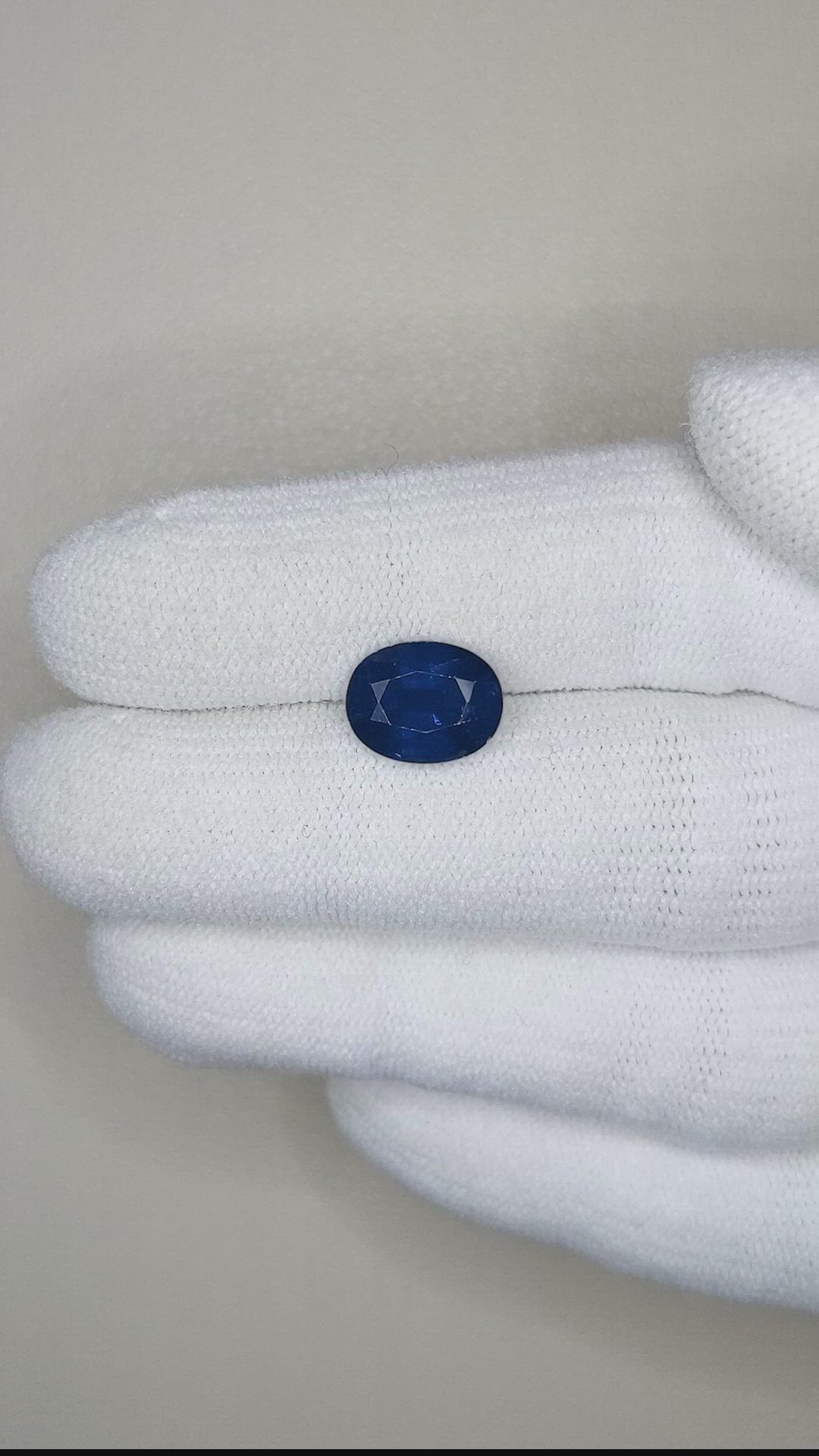 2.87 Ct. Blue Sapphire from Thailand Size Video