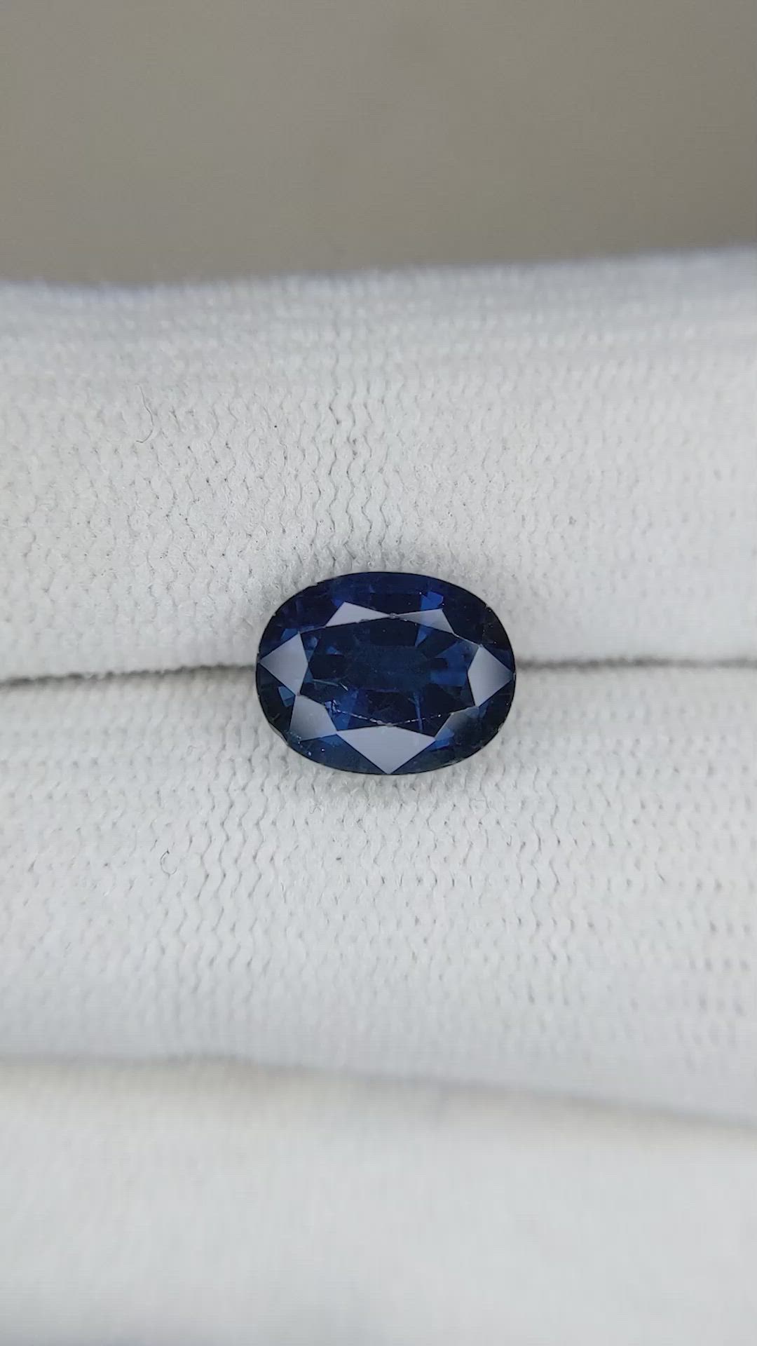 3.26 Ct. Blue Sapphire from Thailand Size Video