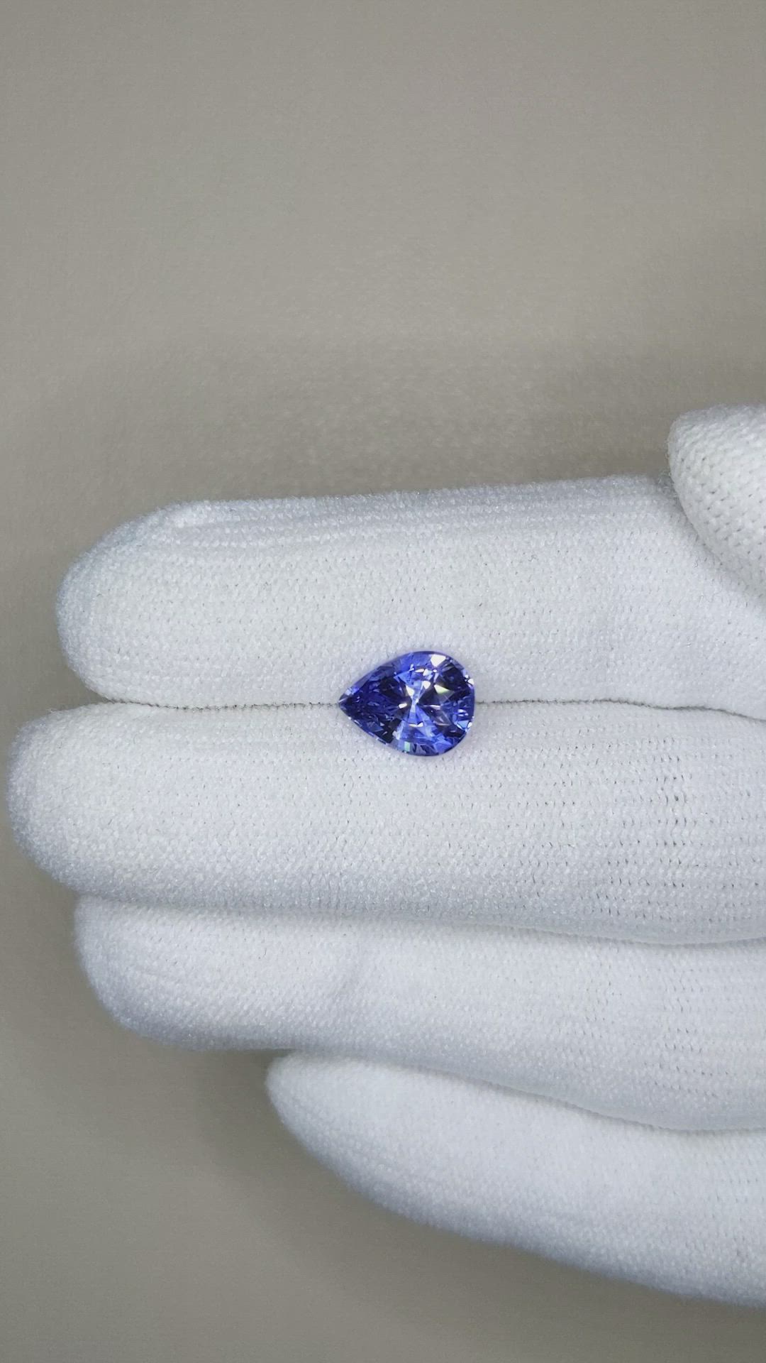 2.26 Ct. Blue Sapphire from Ceylon (Sri Lanka) Size Video