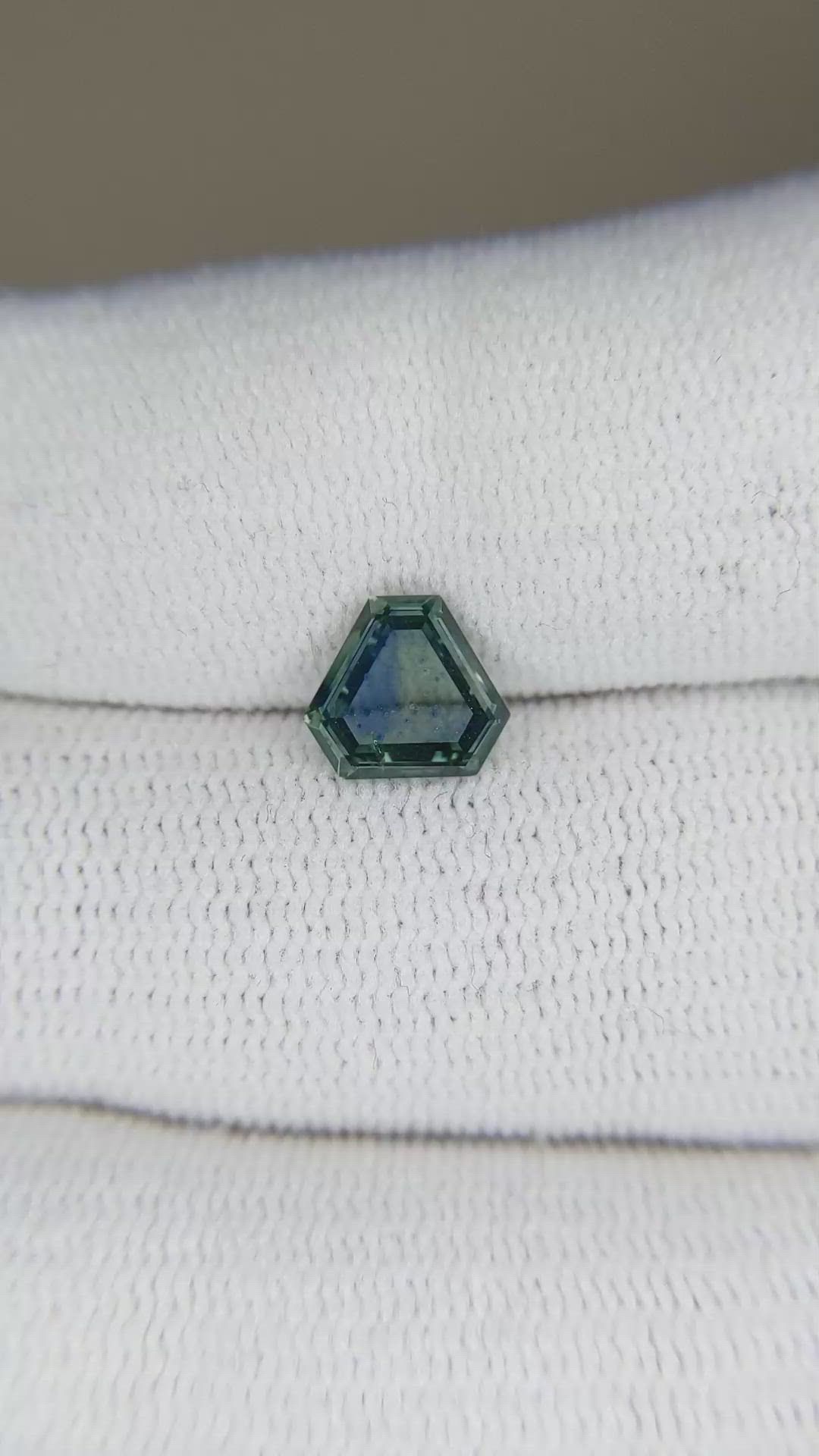 1.31 Ct. Bluish Green Sapphire from Montana Size Video