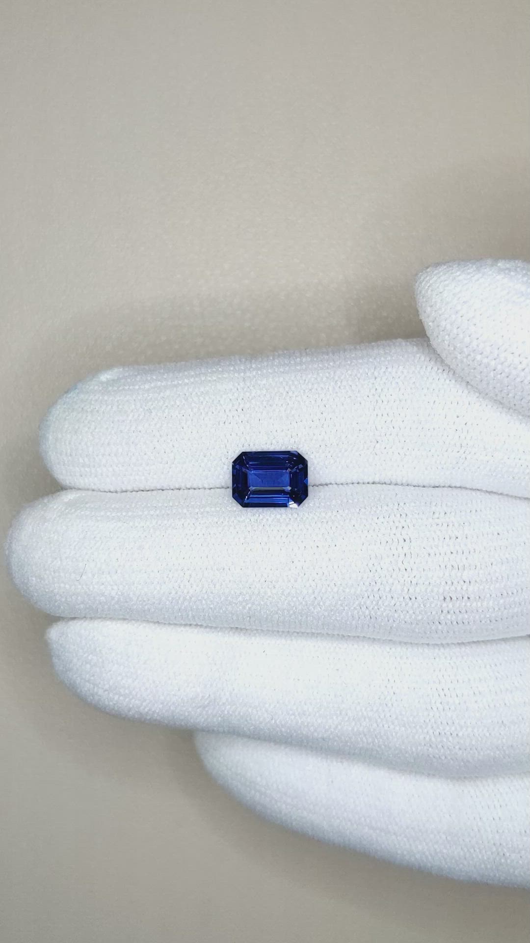 1.59 Ct. Blue Sapphire from Ceylon (Sri Lanka) Size Video