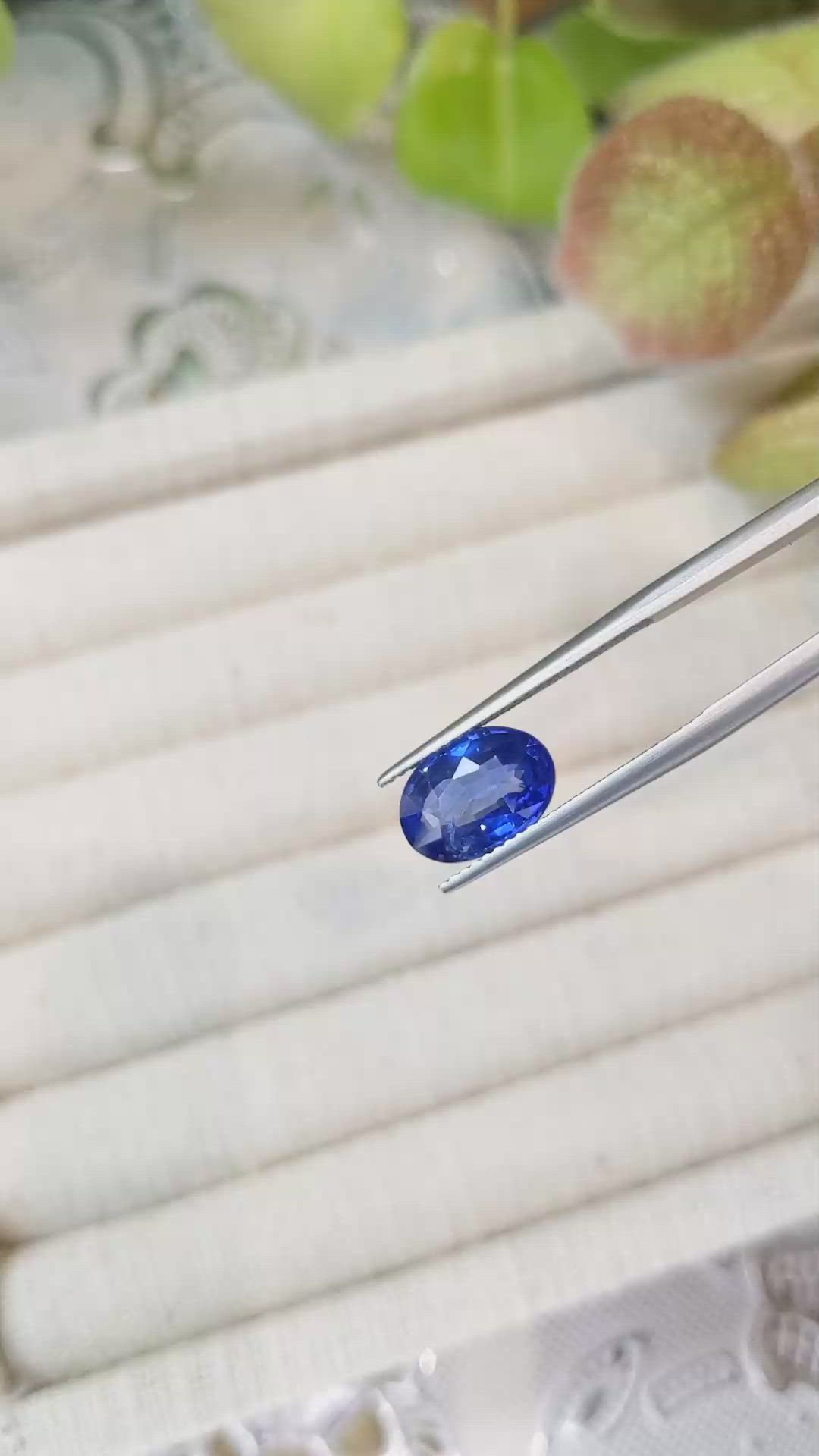 3.06 Ct. Blue Sapphire from Ceylon (Sri Lanka) Size Video