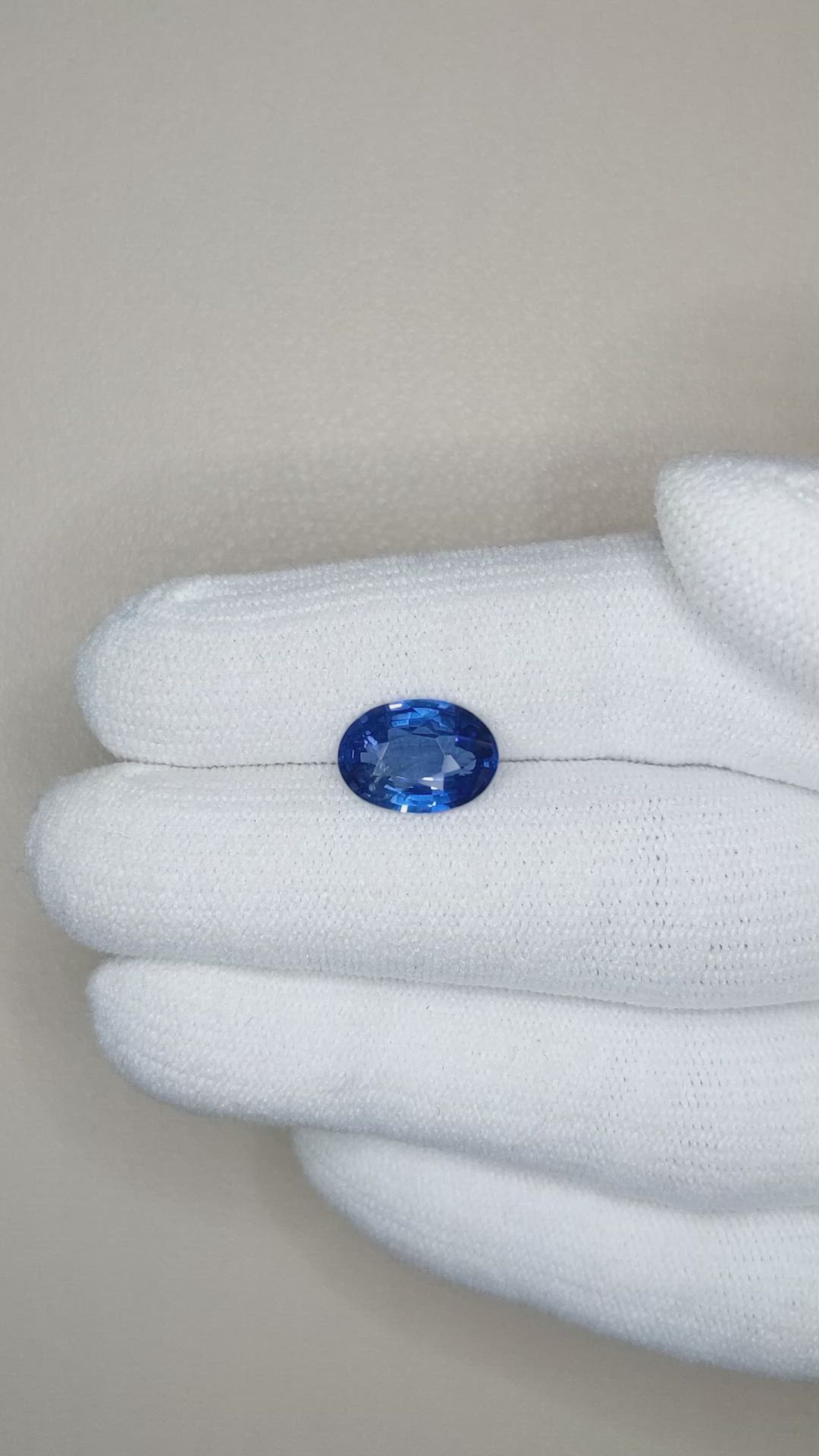 3.06 Ct. Blue Sapphire from Ceylon (Sri Lanka) Size Video