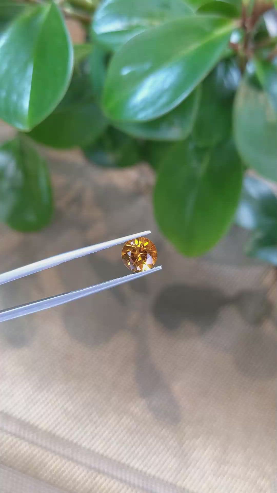 2.03 Ct. Yellowish Orange Sapphire from Ceylon (Sri Lanka) Size Video
