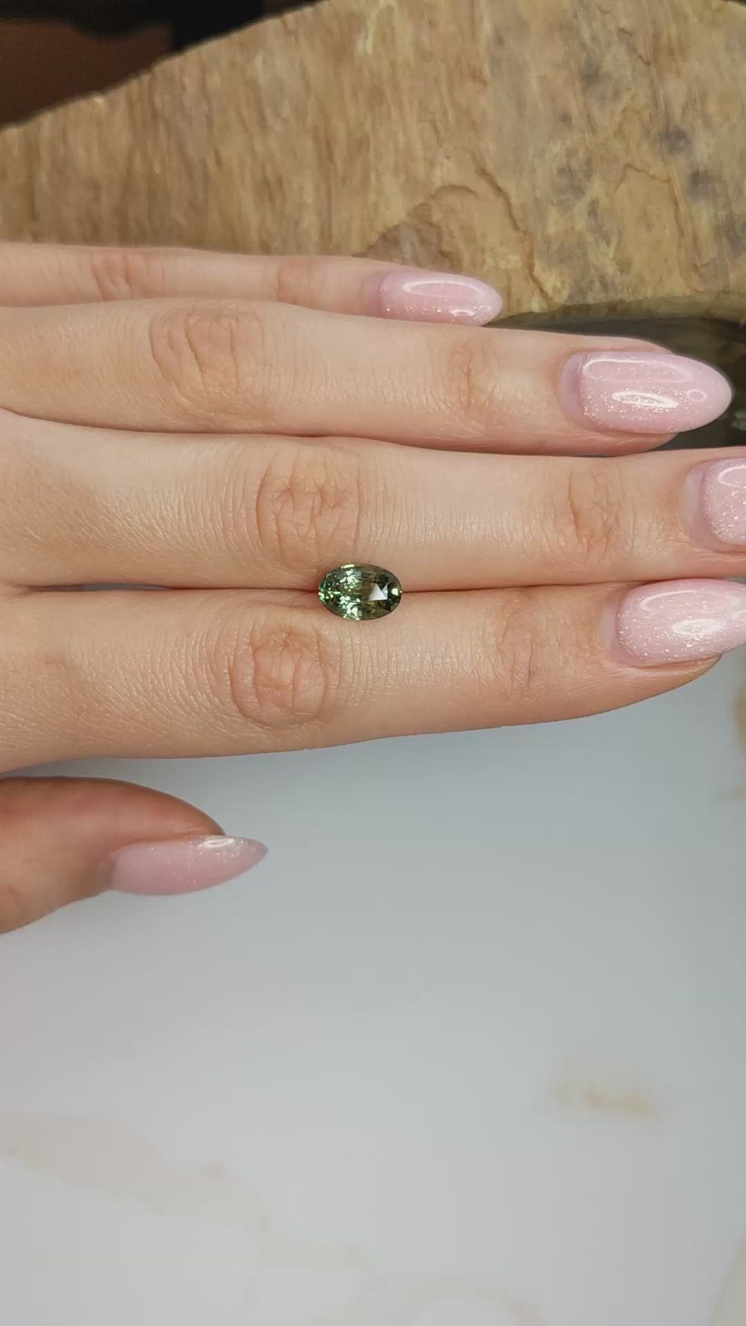 2.34 Ct. Yellowish Green Sapphire from Ceylon (Sri Lanka) Size Video