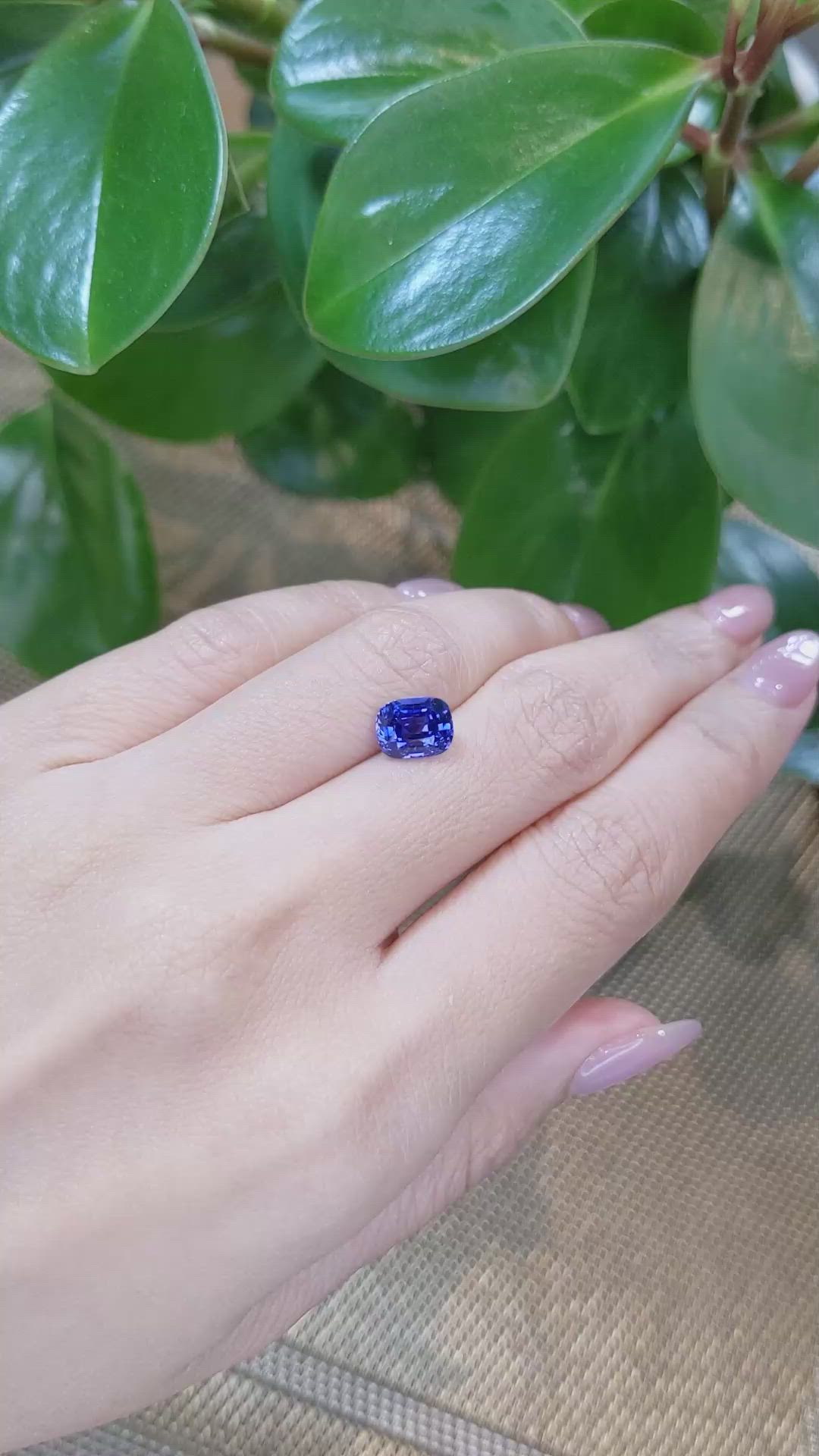 2.58 Ct. Blue Sapphire from Ceylon (Sri Lanka) Size Video